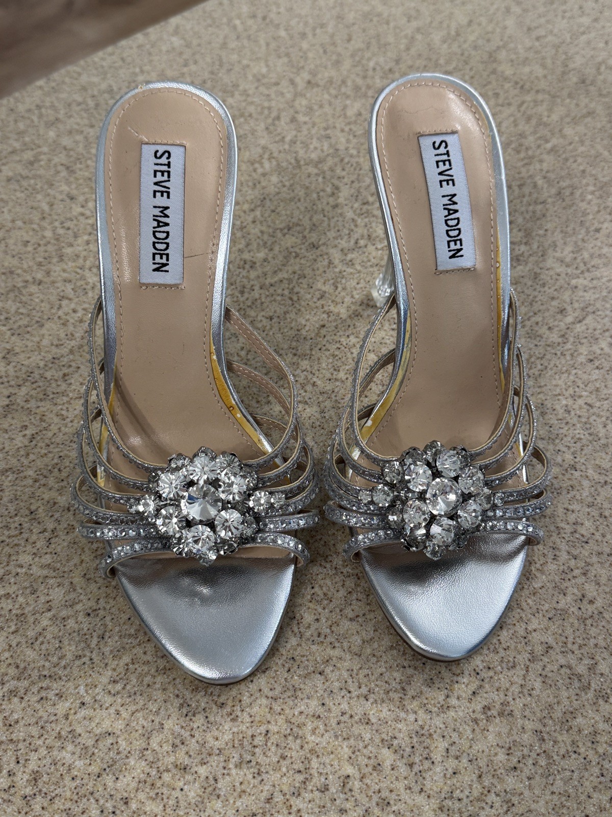 Steve Madden Silver Rhinestone Glass Bling Slip On Sandals 6 Clear Lucite Heels