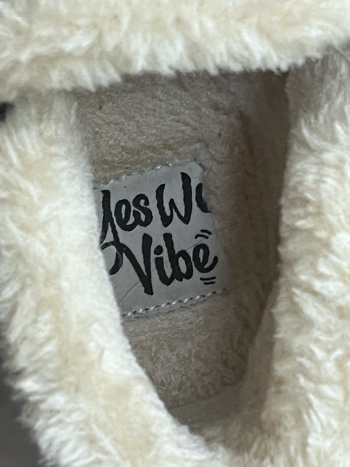 Yes We Vibe Sz. 5 Butterfly Faux Fur Lined Slip In Ankle Slipper Shoes BOHO
