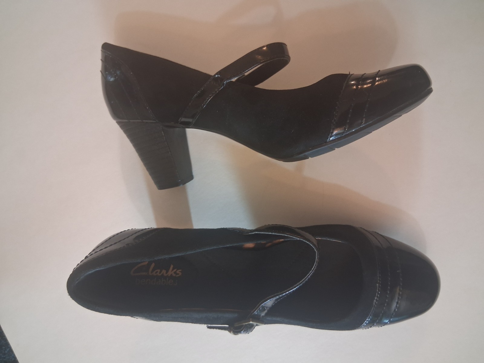 CLARKS ‘Jewell Blush’ Suede Leather Mary Jane Pumps BLACK 9M Hard to Find!