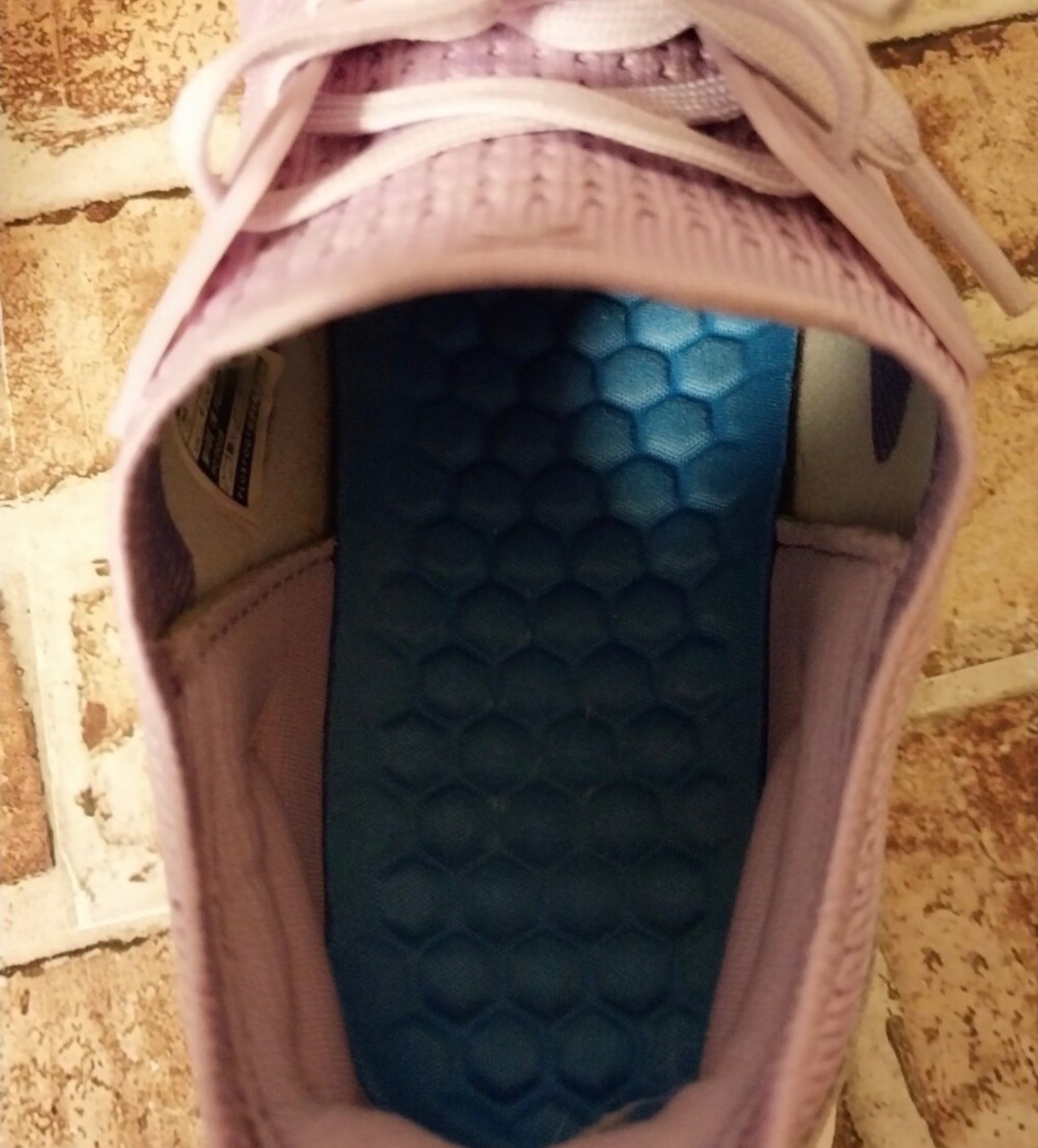 flux adapt runner- size 6.5 – womens – purple – barely worn