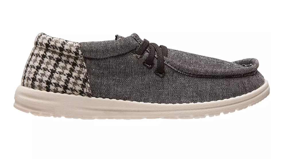 NEW Magellan Outdoors Women’s Chambray Moc Toe Shoes Size 7