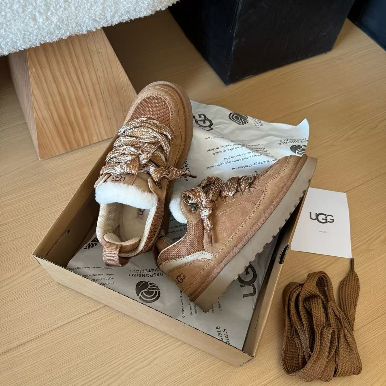 UGG Lowmel Sneakers Trainer Shoes Sheepskin Suede Casual Women Men New US4-US13