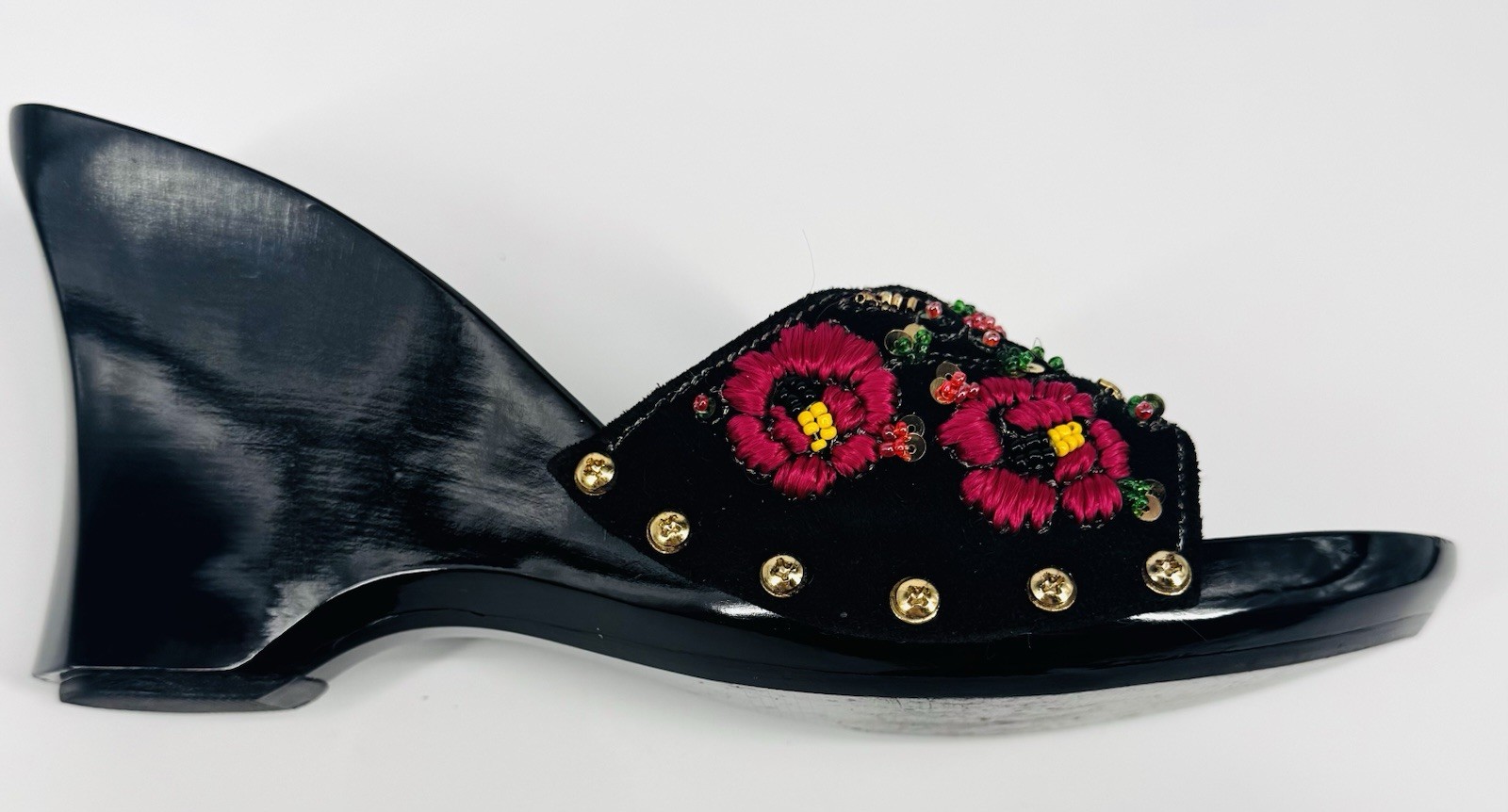 VTG Y2K Carlos by Carlos Santana Paradise Embellished Boho Suede Wedge Mules Sz9