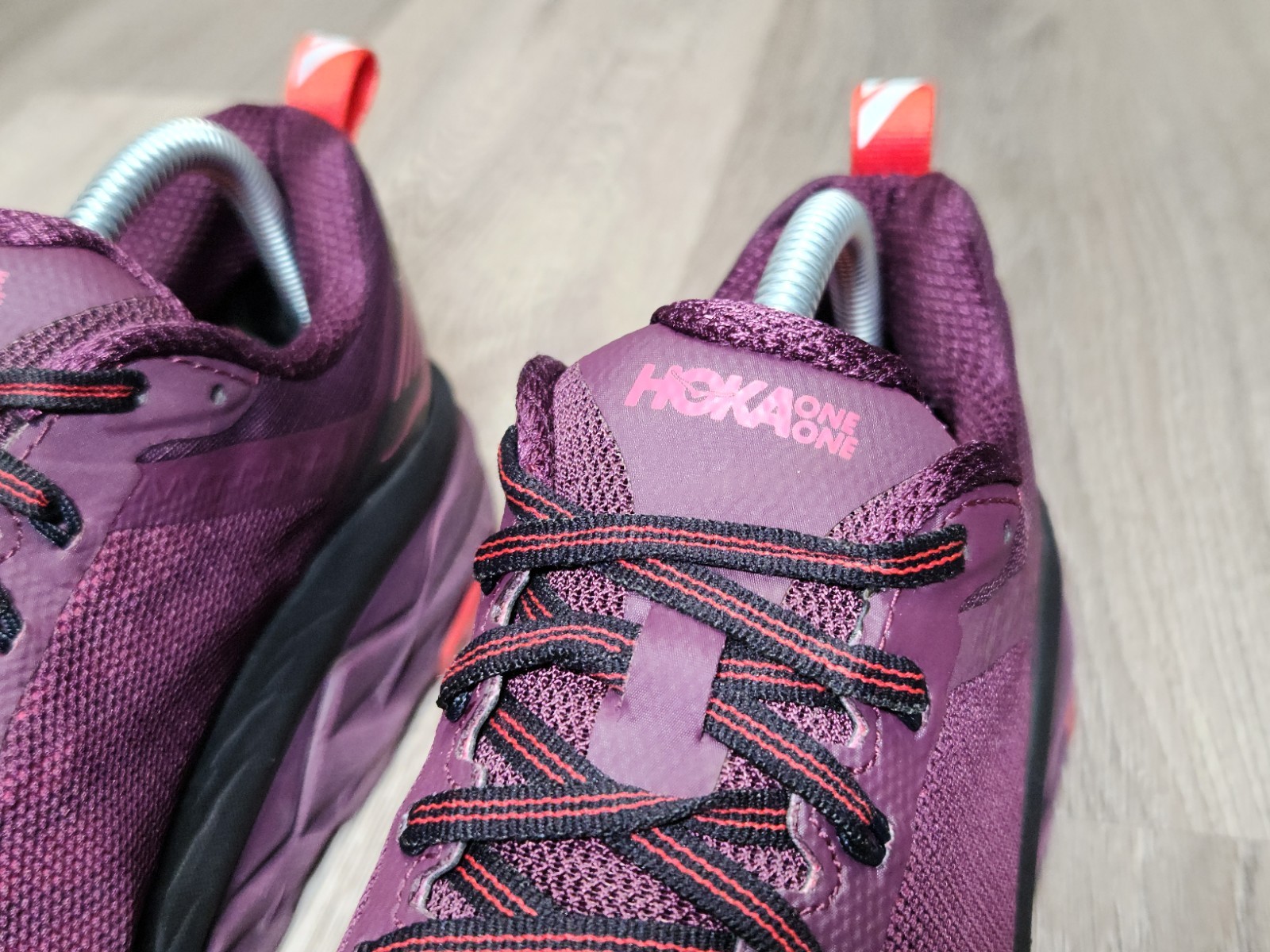 Hoka One One Challenger ATR 5 Running Shoes Womens Size 10.5 Italian Plum Purple