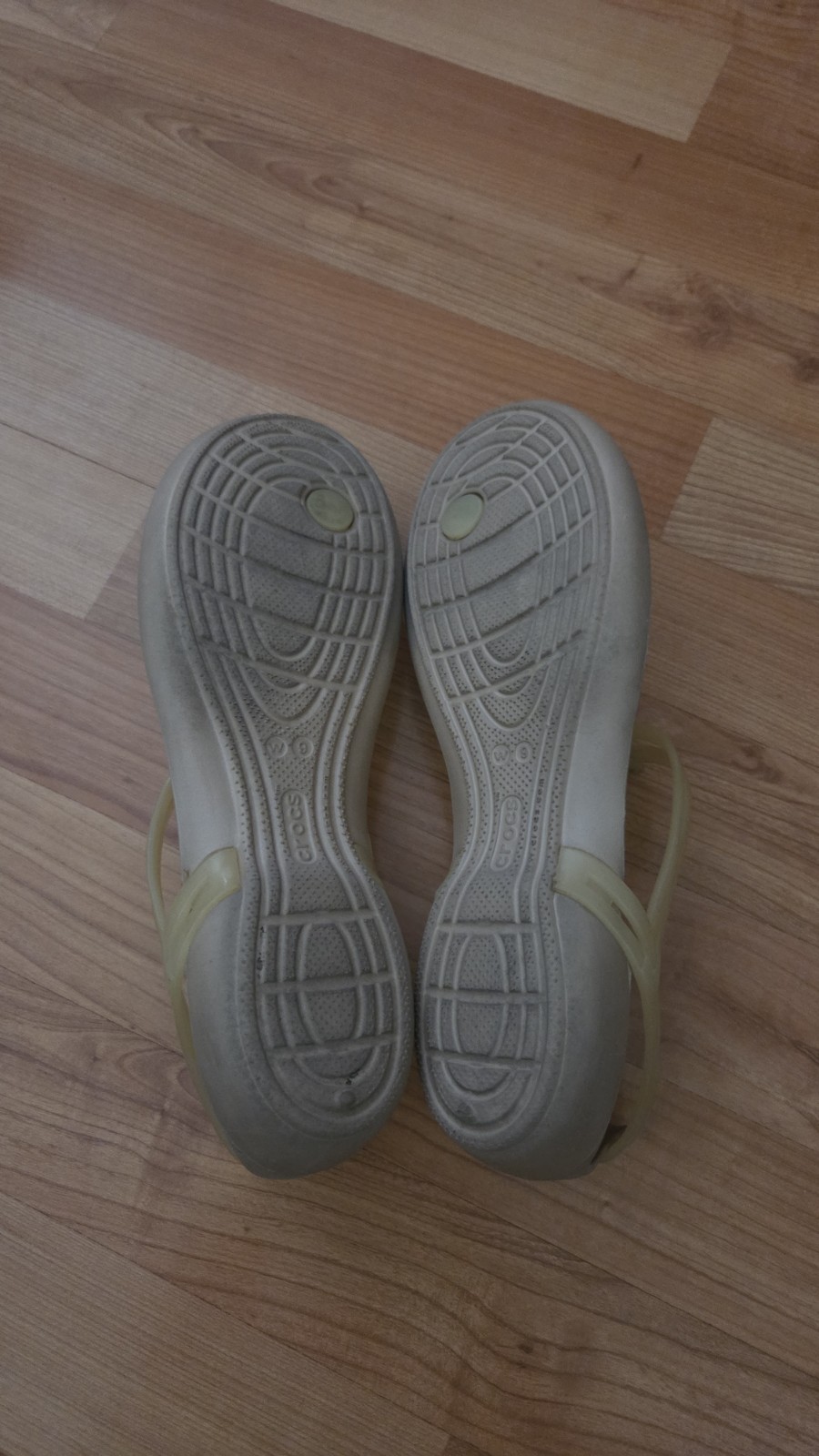 CROCS Sandal Womens Sz 9 Isabella T-Strap Thong Iconic Comfort Jelly Light Tan