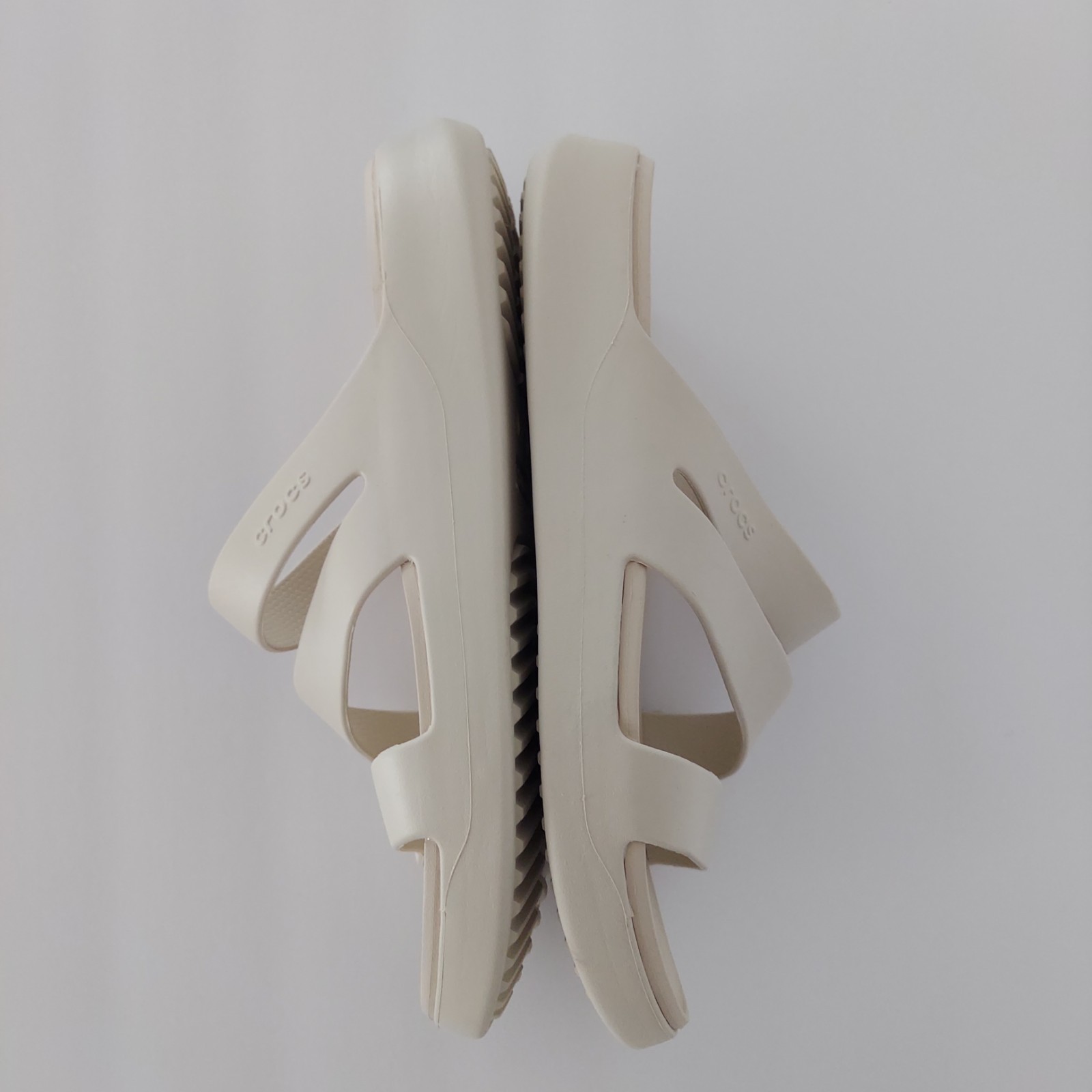 CROCS GETAWAY STRAPPY SLIDE STUCCO Ivory Women’s Size 11