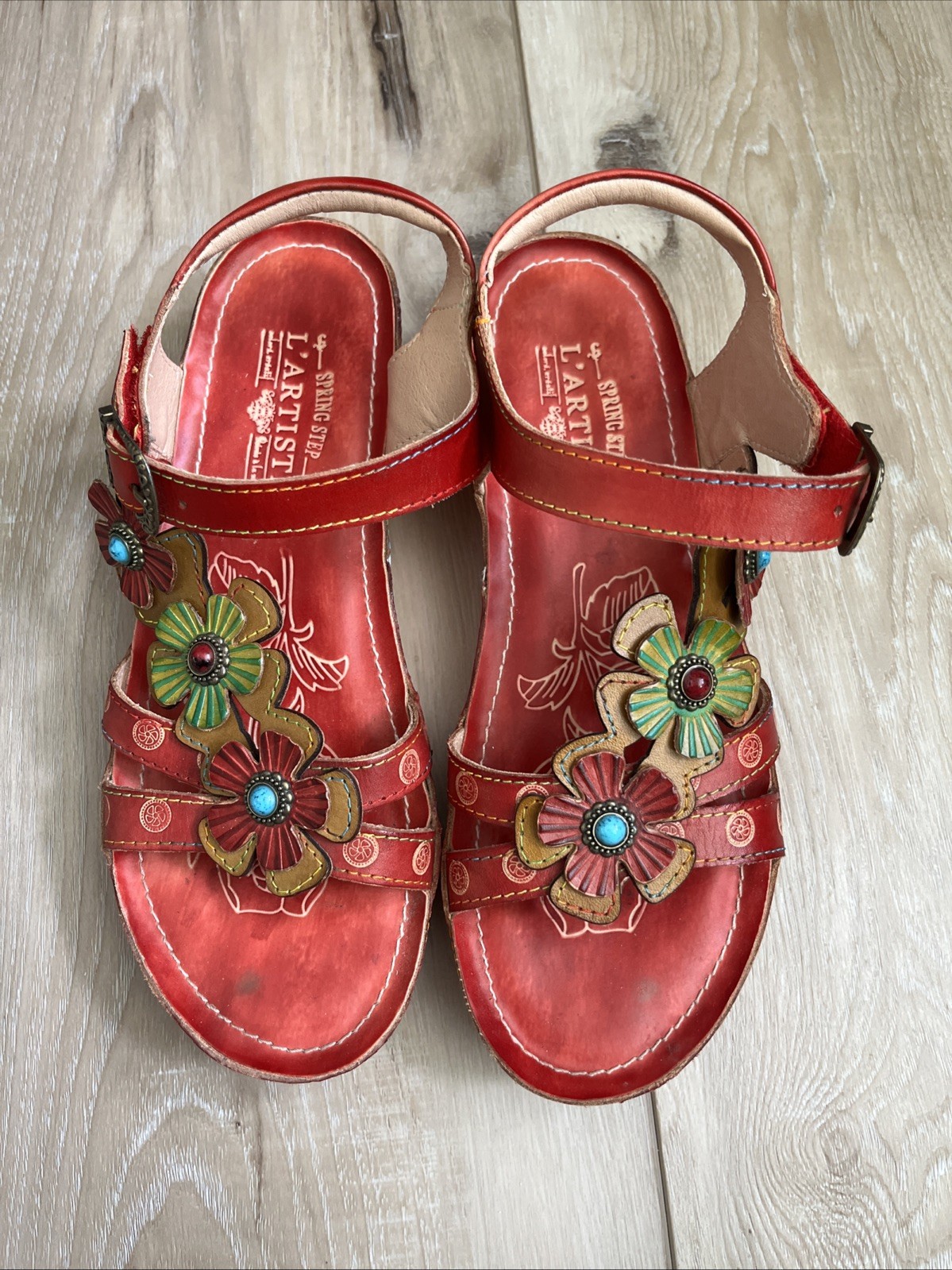 L’Artiste Spring Step Leather Goodie Flower Sandal Red Size 40 US Size 9