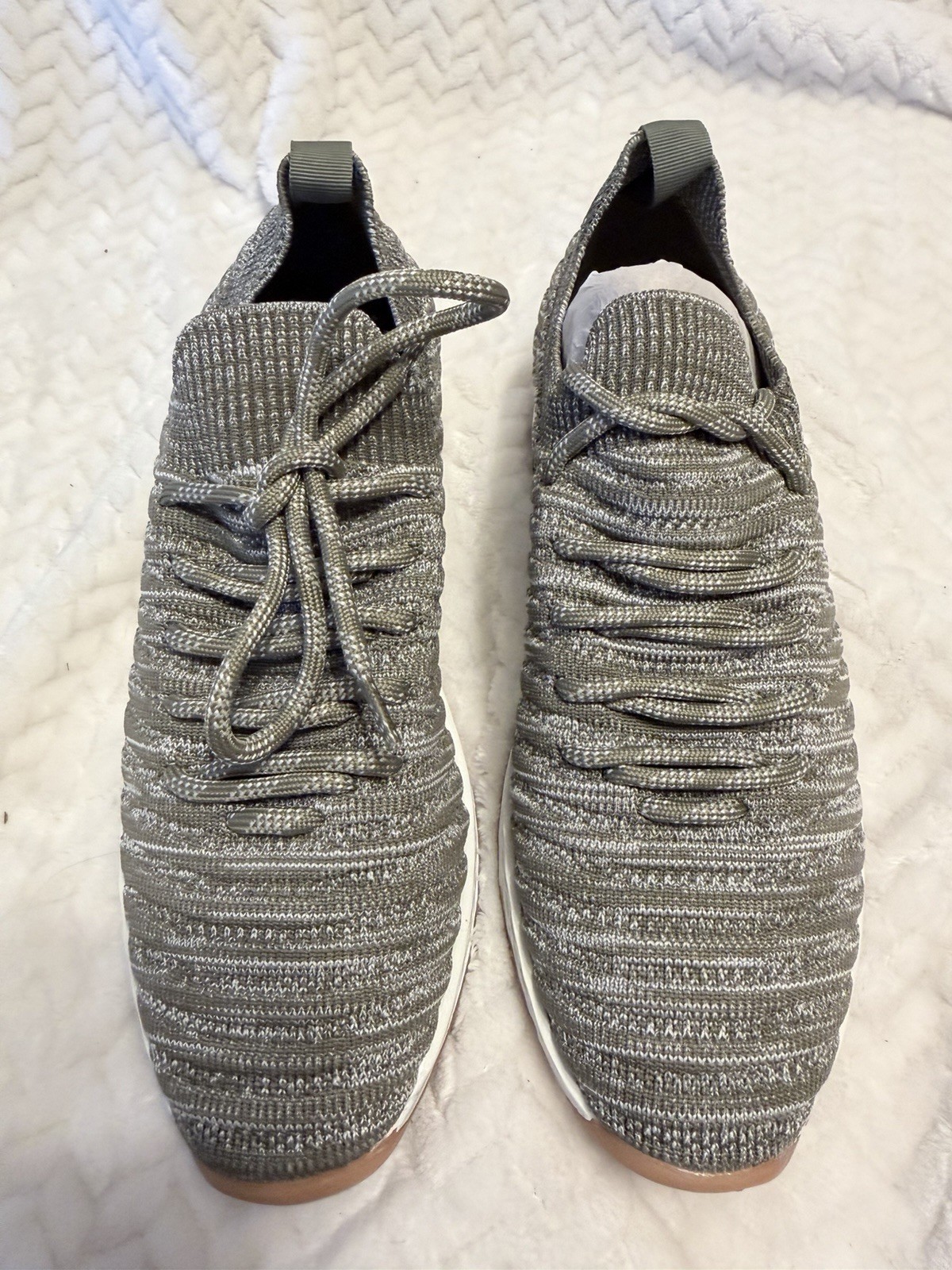 Urban Sport by JSlides Opy Women Size 7 Khaki 2 Tone Knit Shoes Sneakers