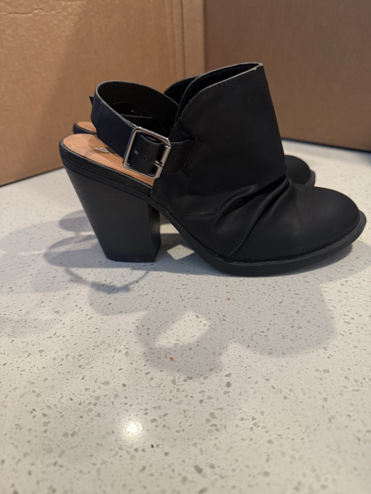 Women’s Soda Mule Color Black Size 7.5 Ankle Straps