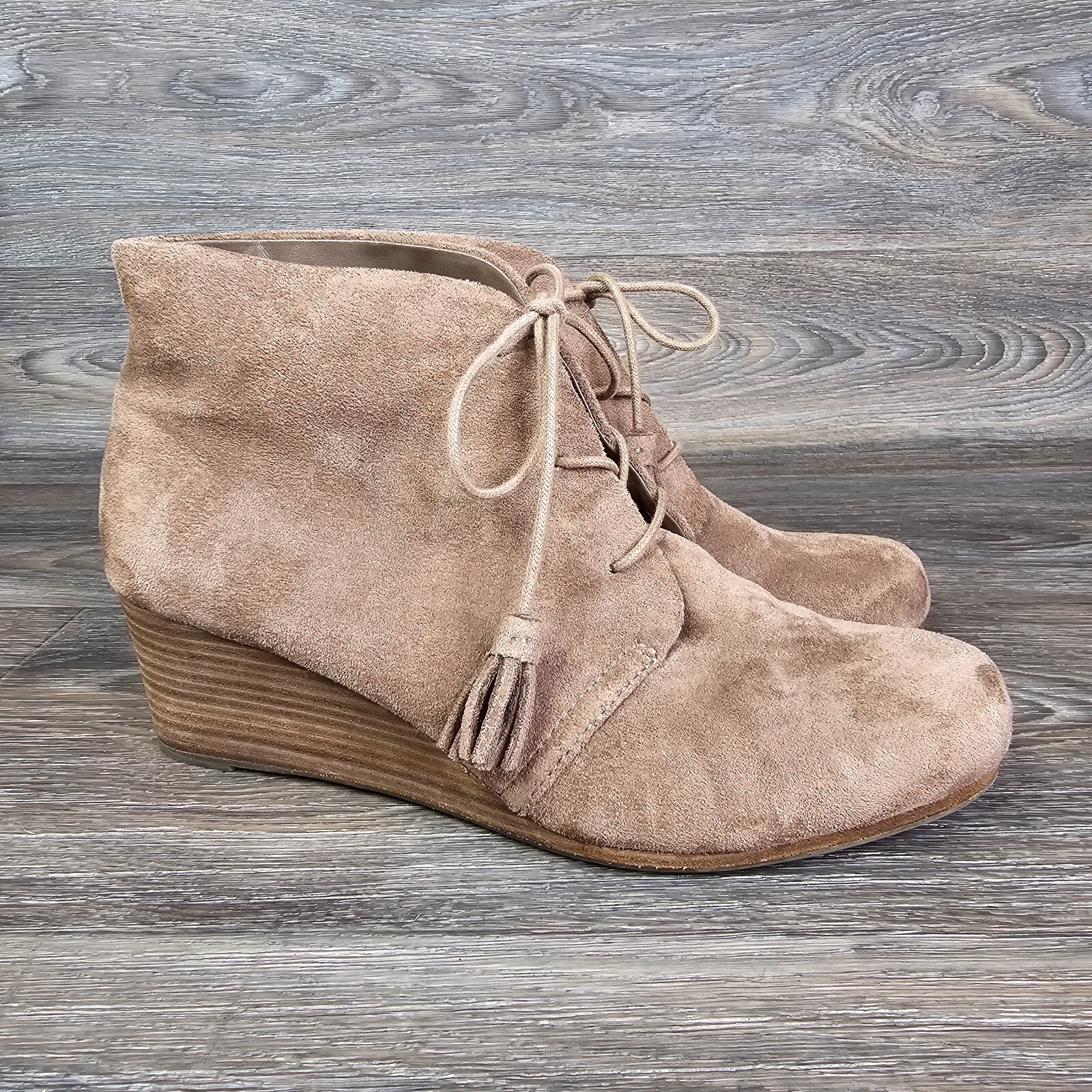 Dr Scholls Dakota Suede Leather Wedge Boots Shoes Women’s 9.5 Brown Taupe Tassel