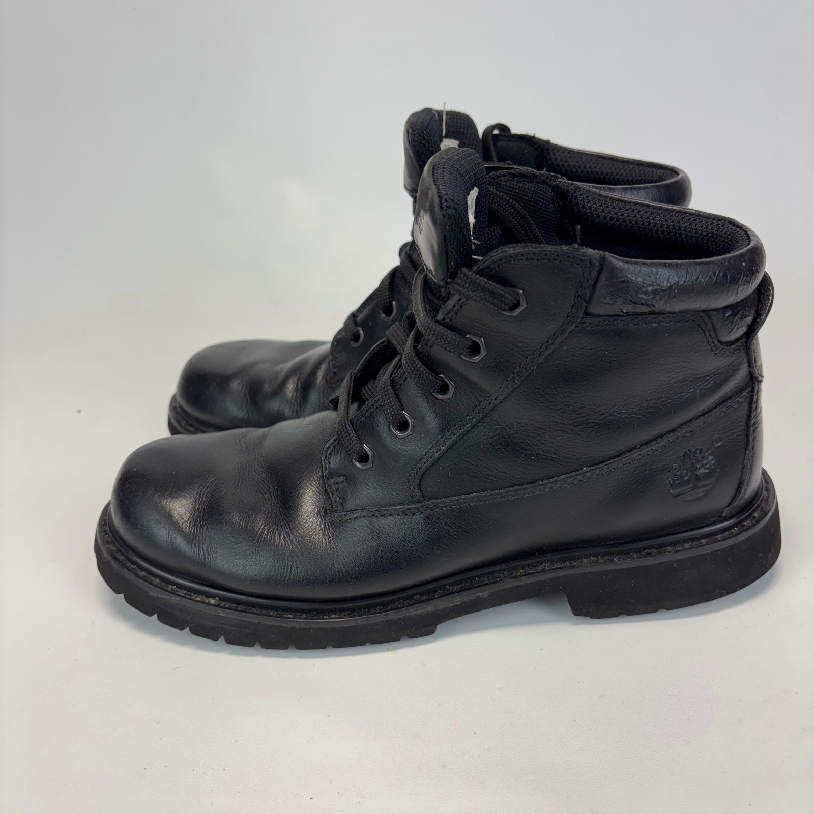 Timberland Ankle Boots Womens 8.5M Black Leather Rugged Lug Sole Workwear Light