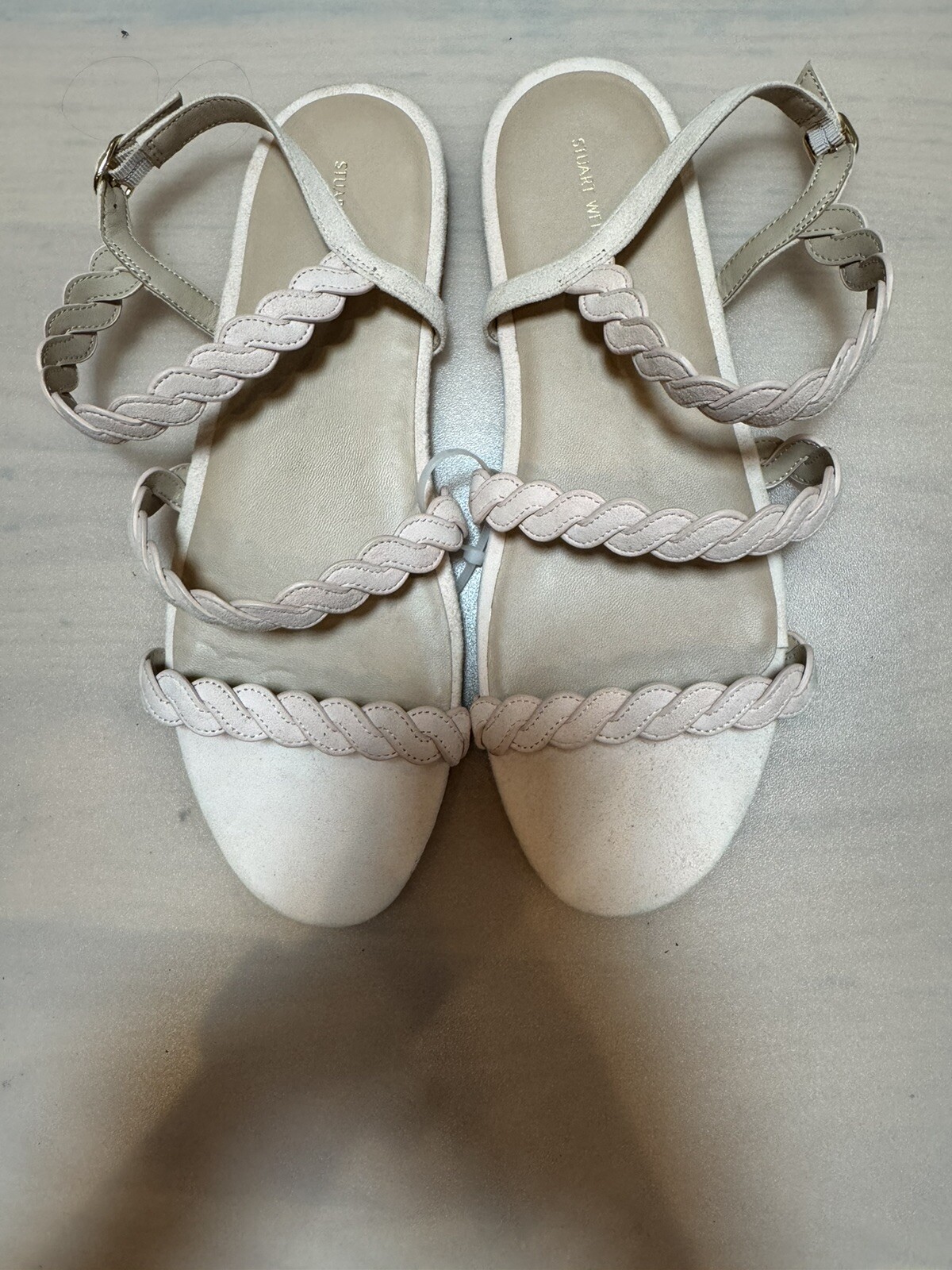 Stuart Weitzman Twistie Flat Sandal (Women) SV Rosewater Sz 11.5 Display Model