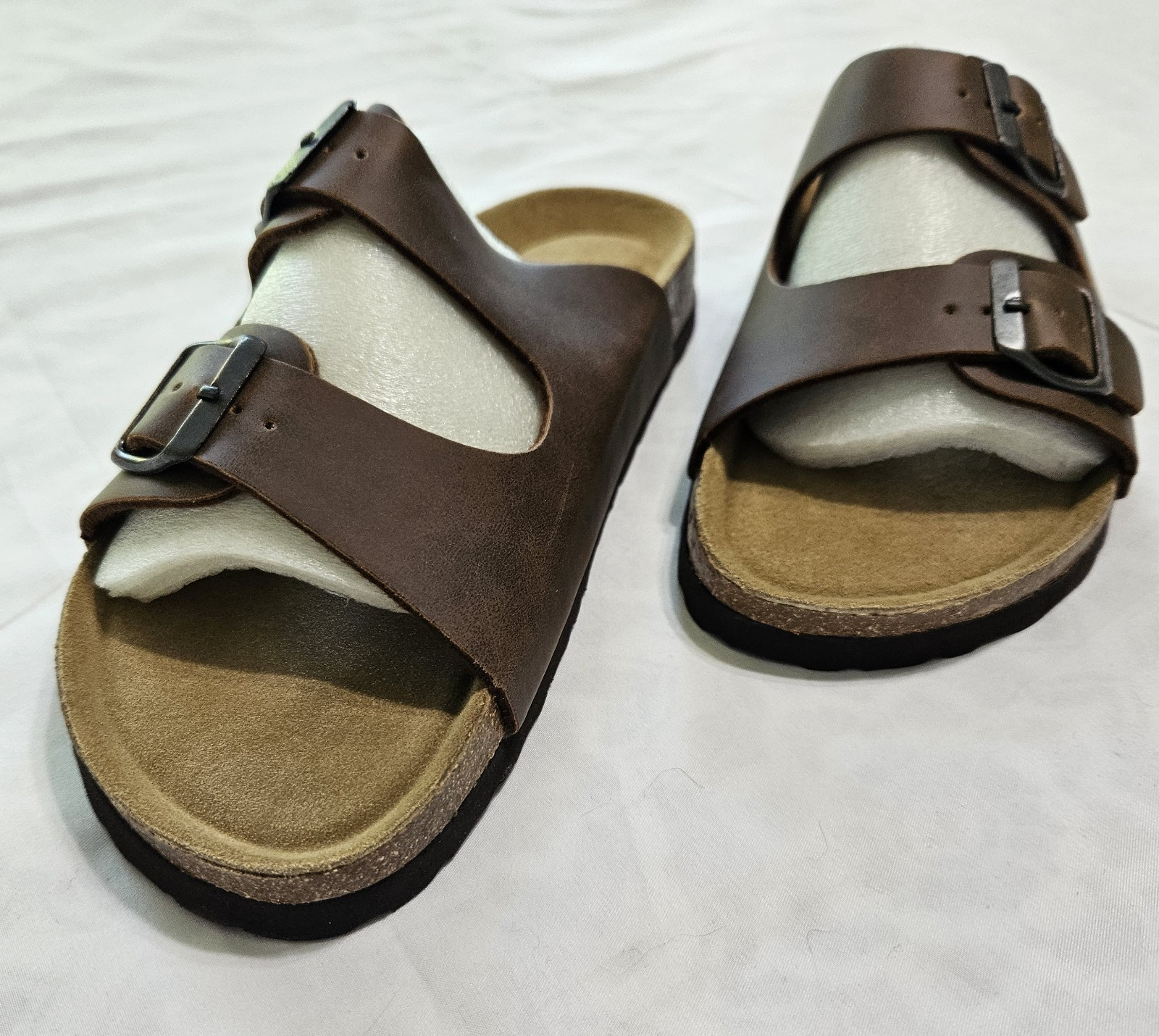 Cushionaire Womens 10M Cork Footbed Sandals Lane Brown Oily Double Buckle