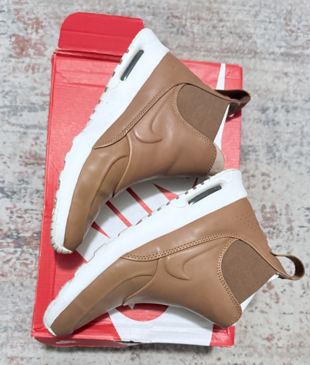 Nike Air Max Thea Mid Women’s Ankle Bootie Brown/White Pull-On US 7 EU 38
