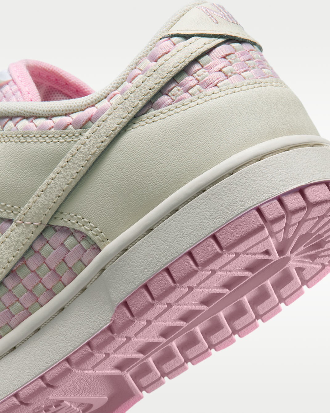 NIKE Women’s Dunk Low IH2476-600 Pink Foam Sail Pale Ivory
