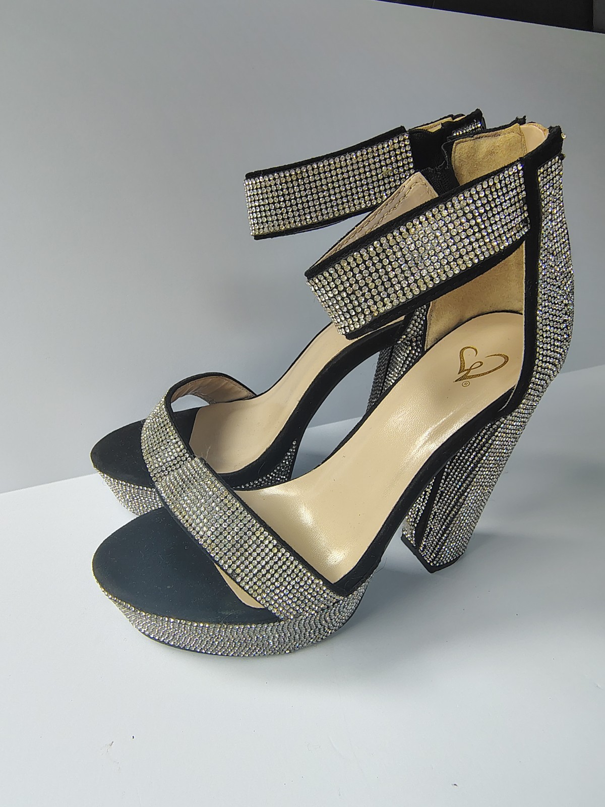 Windsor Women’s Size 8 Black/Silver Rhinestone Strappy Open Toe Block Heel