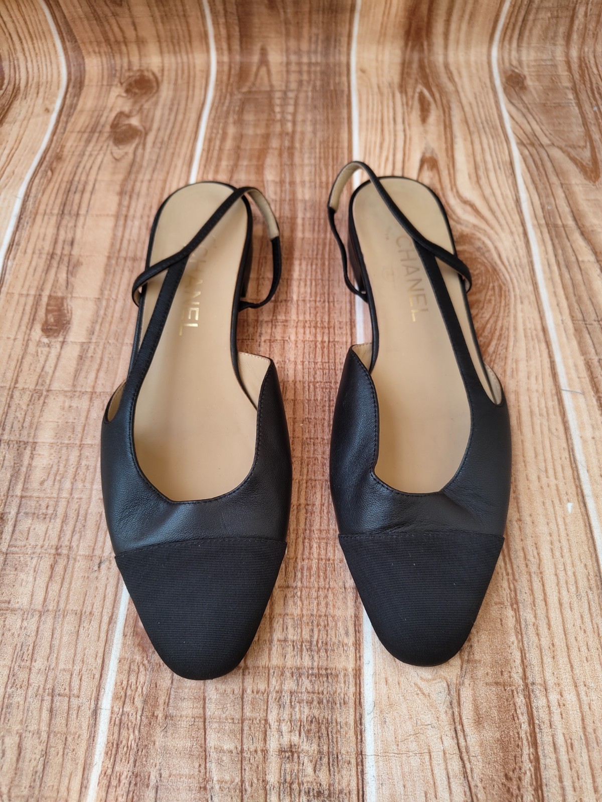 CHANEL Slingback Grosgrain CC Cap-toe Black Leather Flats EU 40 US 9.5