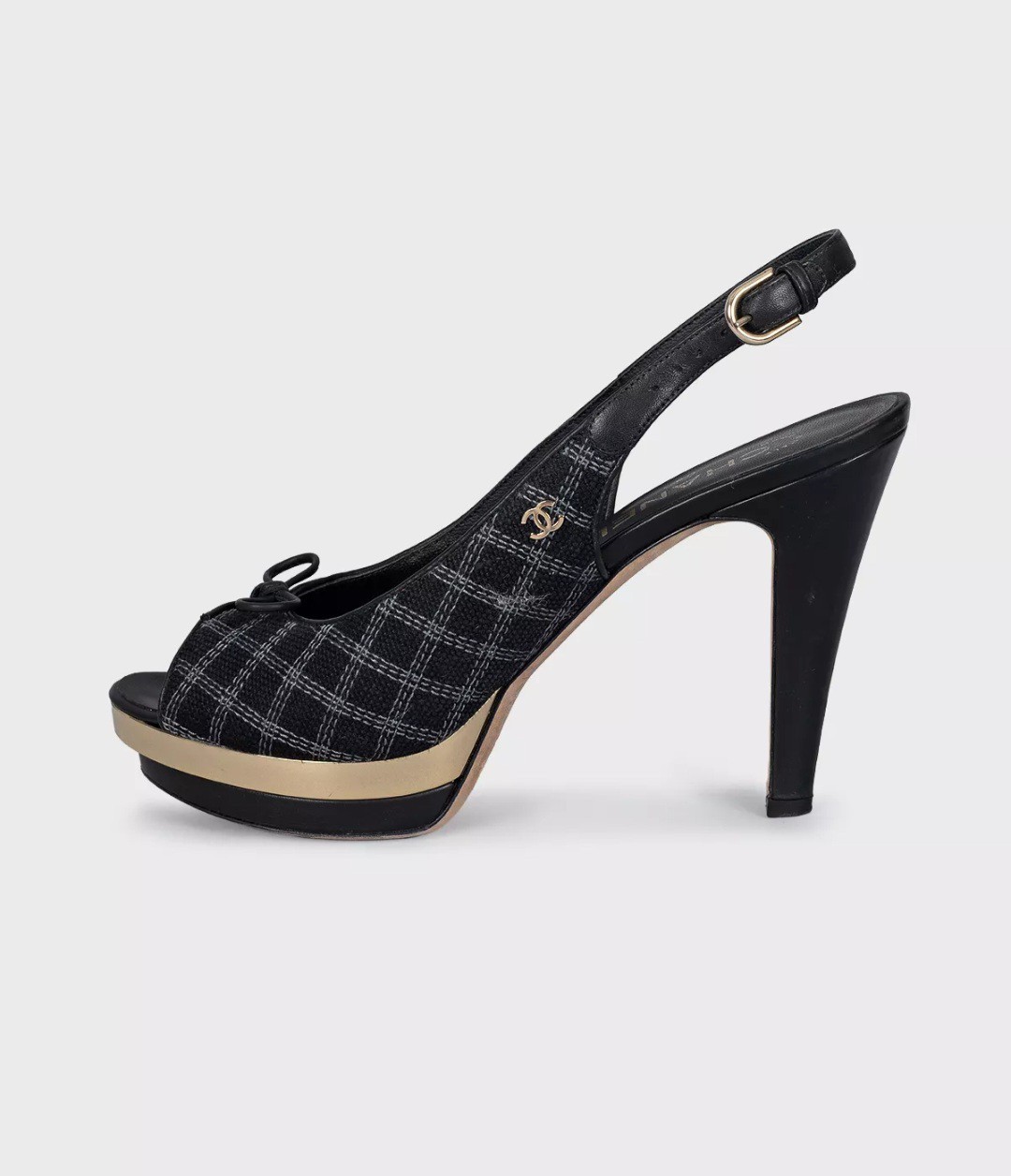 Authentic Chanel Black Quilted Textile Slingback Heels CC Logo Bow Size 39.5