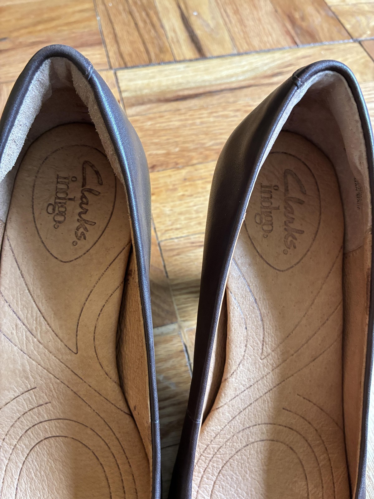 Clarks Shoes Womens 7 Brown Leather Indigo Round Toe Cone Heel Pumps Comfort