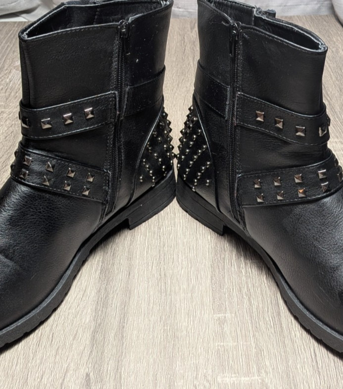 Soho Girls Black Studded Biker Boots Sz Womens 10 Combat Goth Punk Grunge Zip
