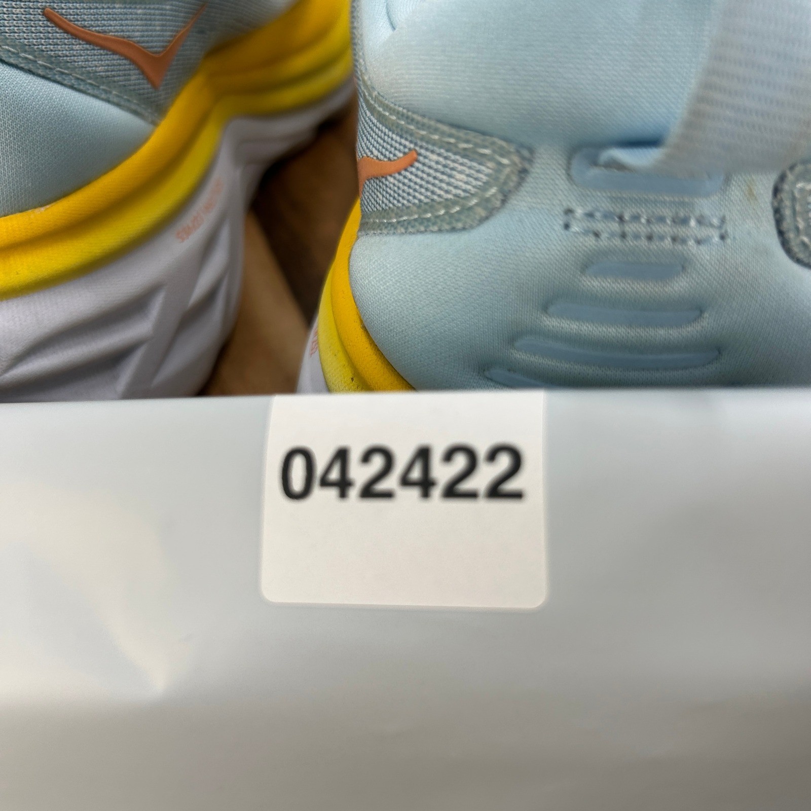 Hoka Bondi 8 Womens Running Shoes Sky Blue Yellow Cushioned Size 12 B Comfort