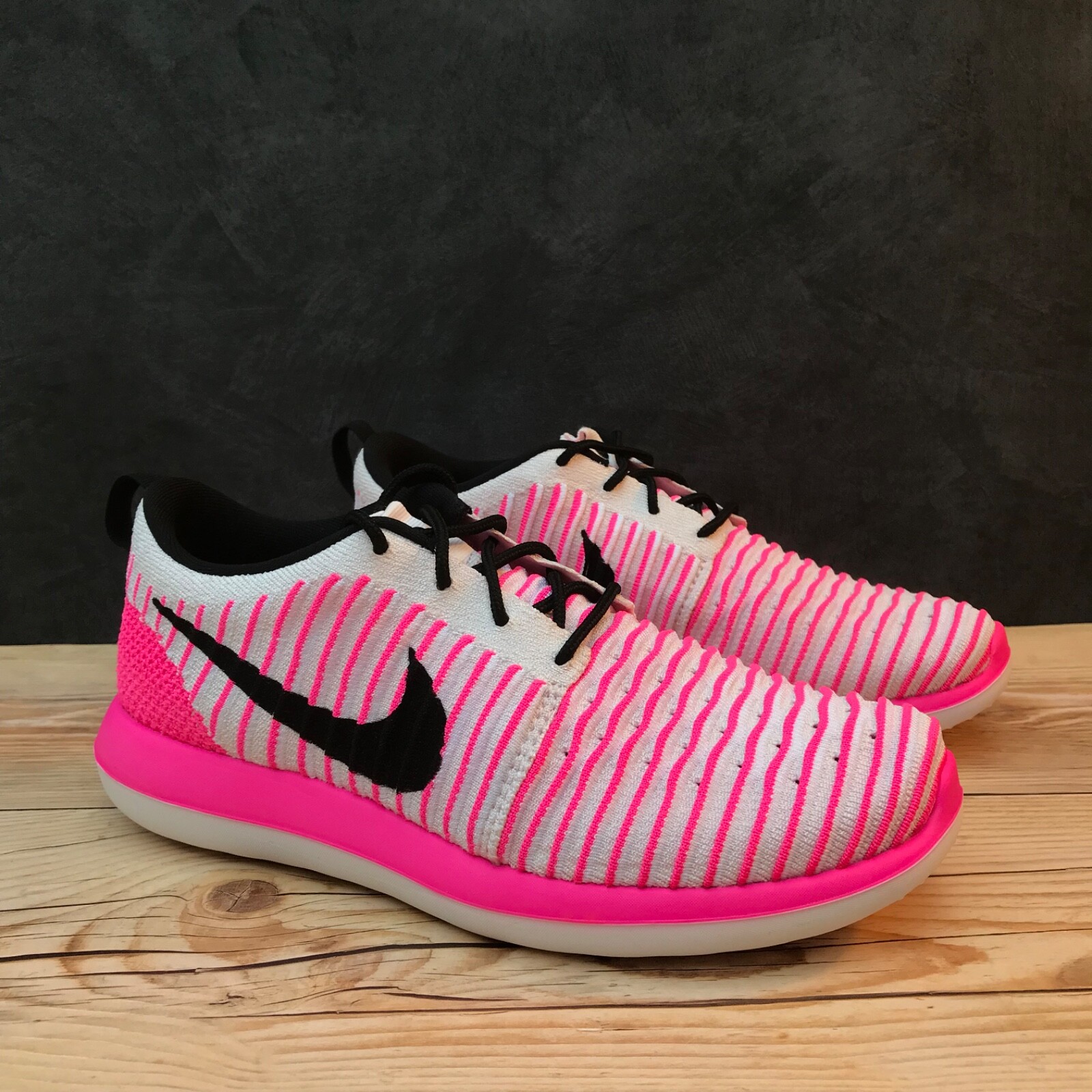 *New* Nike Roshe Two Flyknit Pink White & Black Select-a-Size