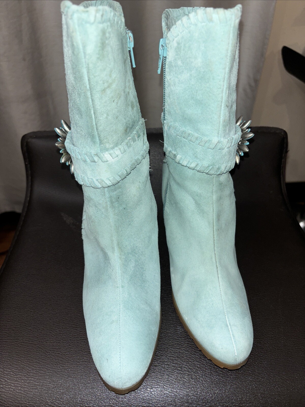 SUZANNE SOMERS Womens Suede Turquoise Embellishments Style 798366 SZ 6.5M