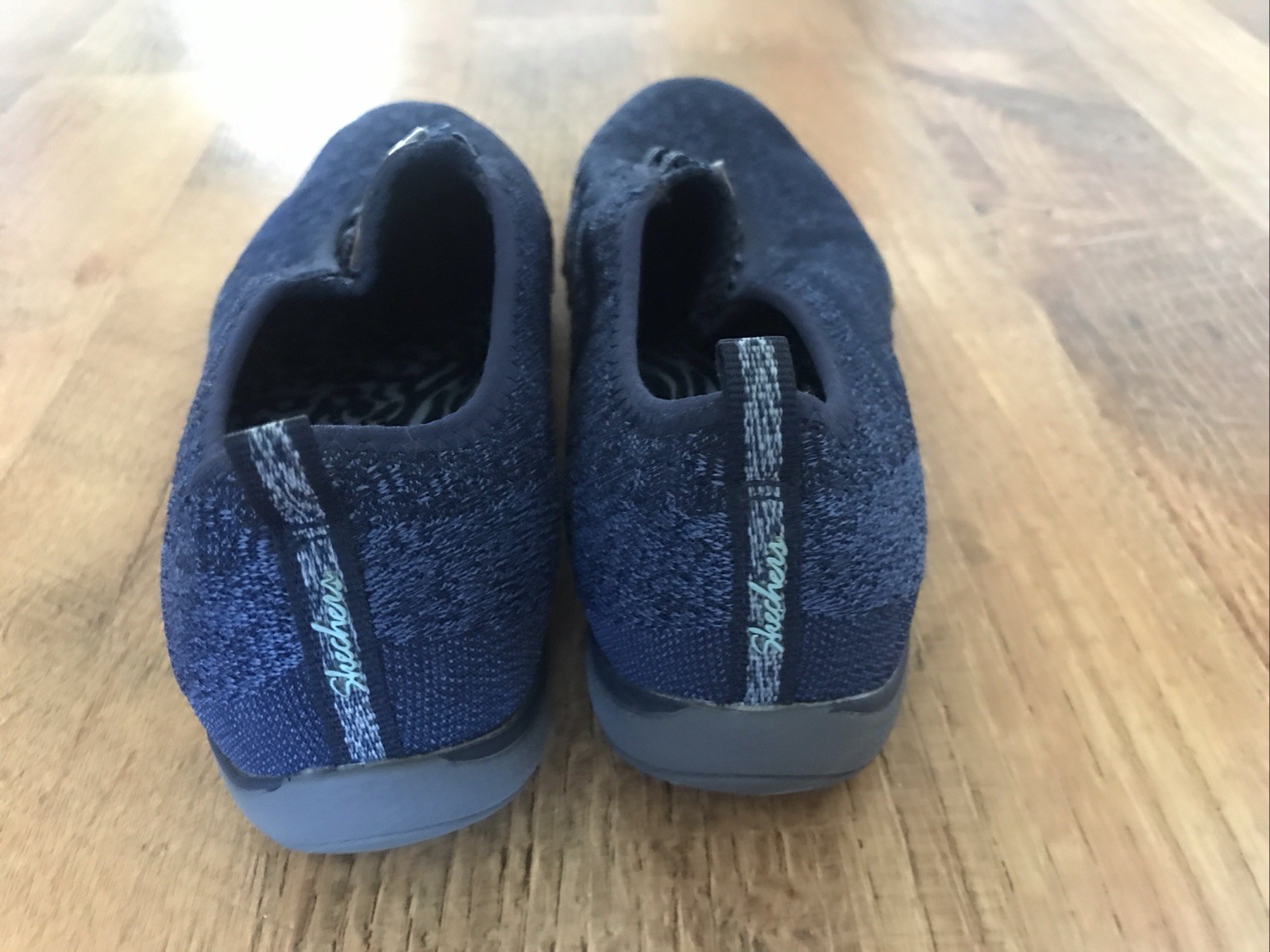 Skechers Relaxed Fit Breathe Easy Infi-Knity Women’s SlipOn Shoes, Navy Size 7.5