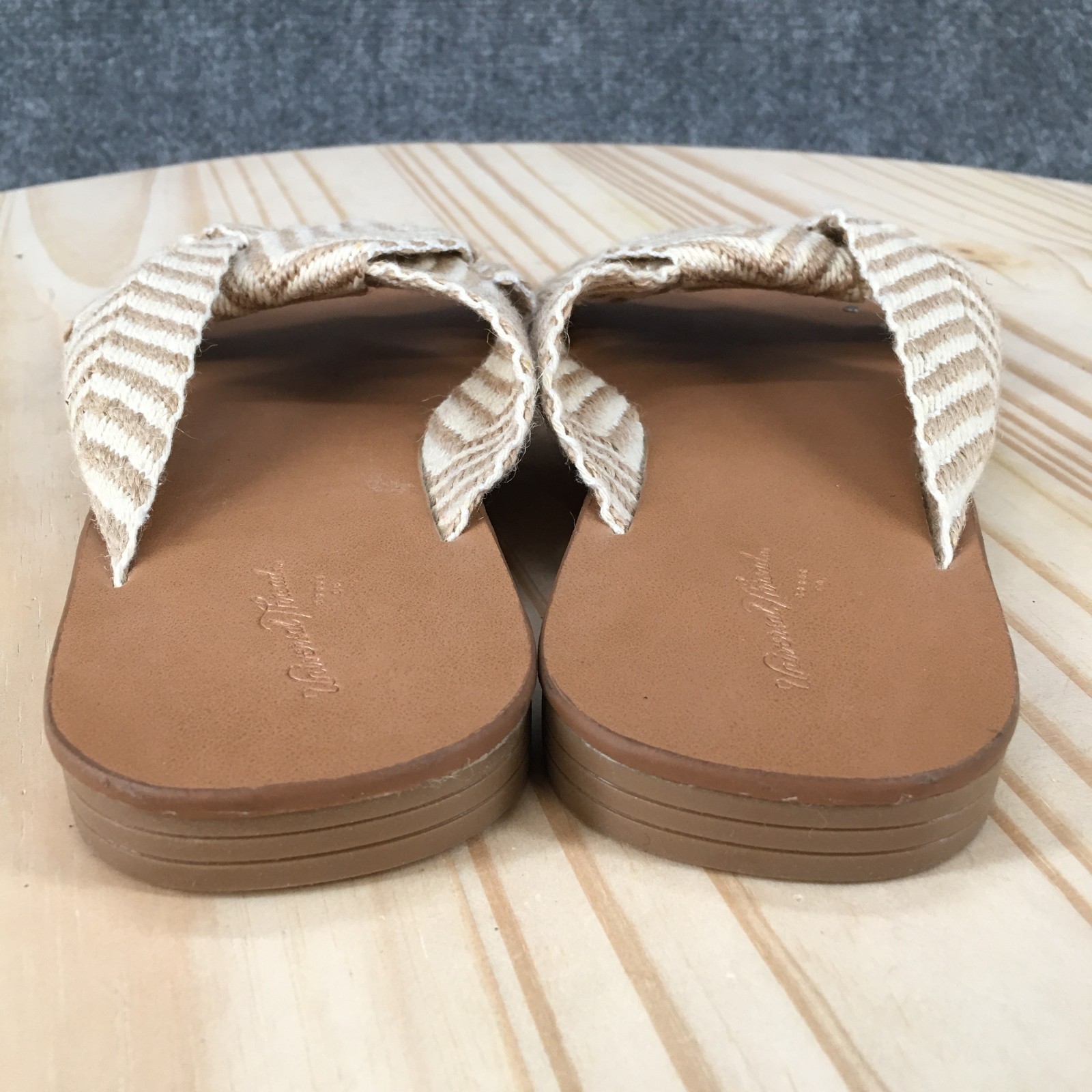 Universal Thread Louise Sandals Womens 7 Slide Slip On Flats Striped White Brown