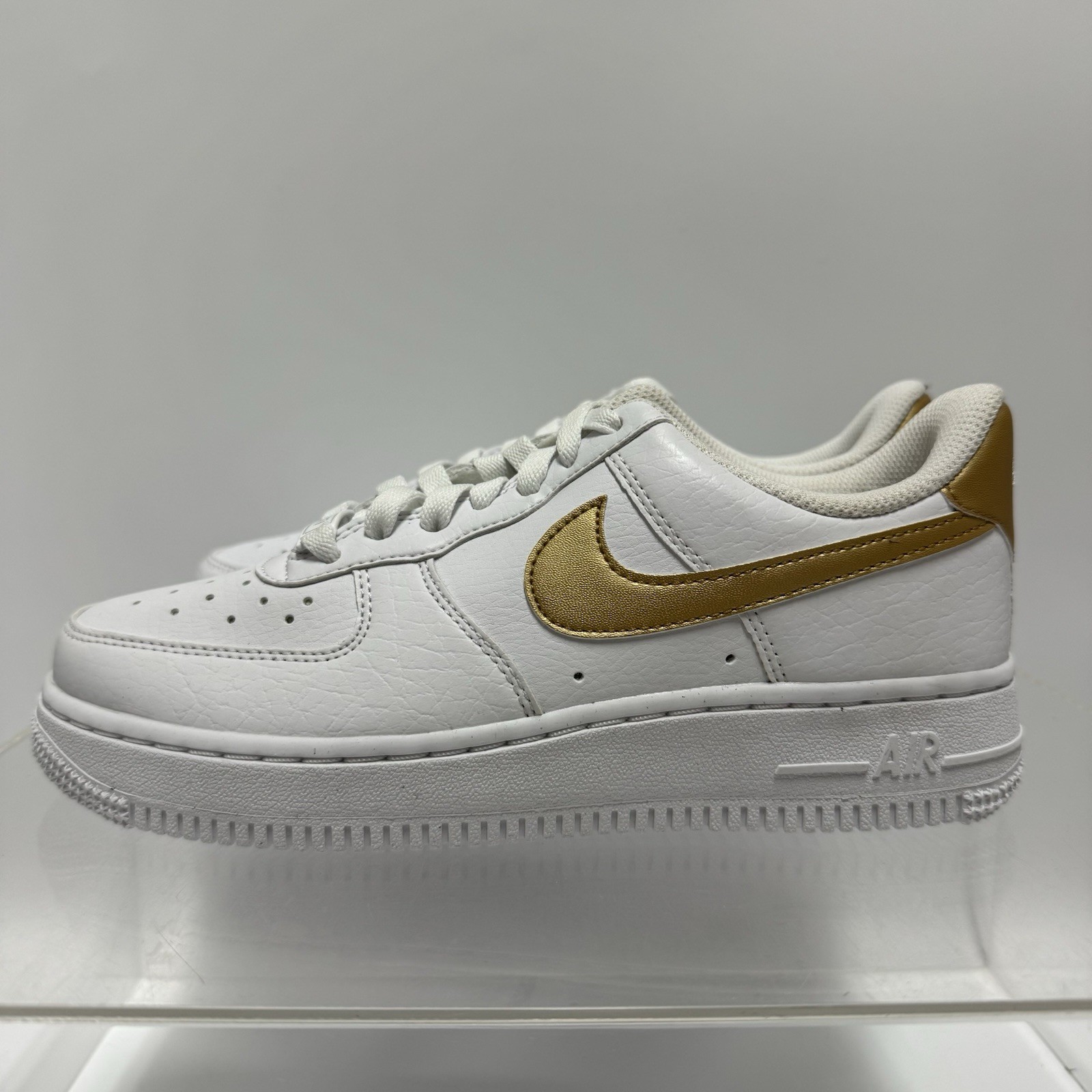 Brand New Nike Air Force 1 Low ’07 NN White Gold DC9486-114 Woman’s Size 6