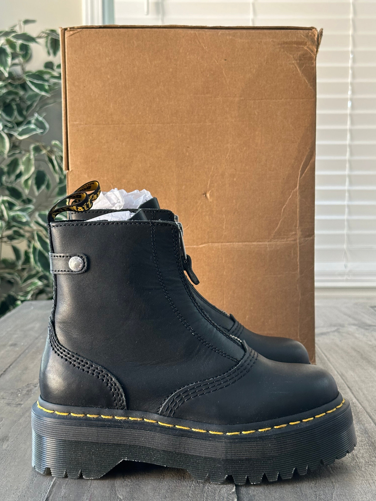 Dr Martens Jetta Zip Platform Leather Black Boots For Women’s Size US 6