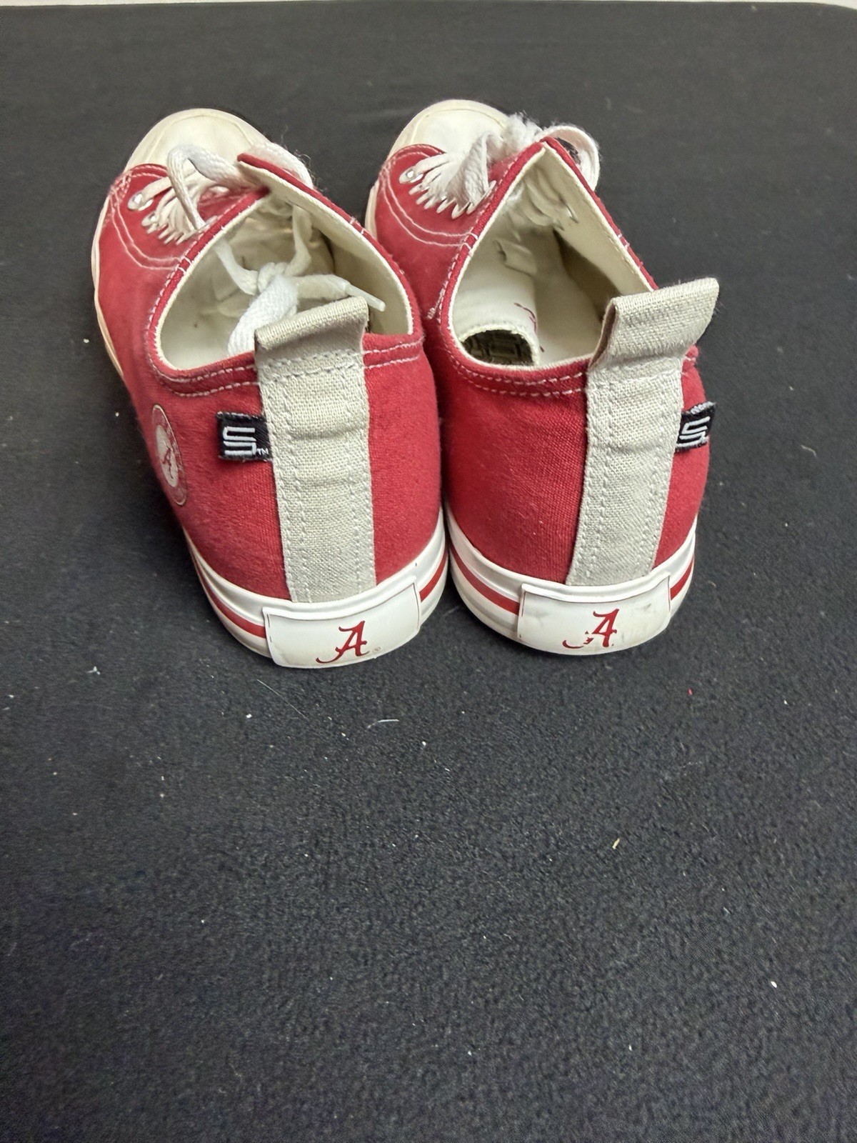 Alabama Crimson Tide game day Skicks Shoes Unisex Mens 9 Womens 11 low top