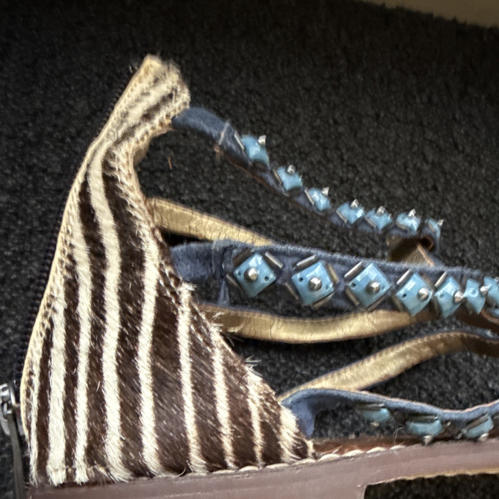 Sam Edelman Women’s US 9 M Blue Leather Studded Zebra Strappy Flat Sandals Zip