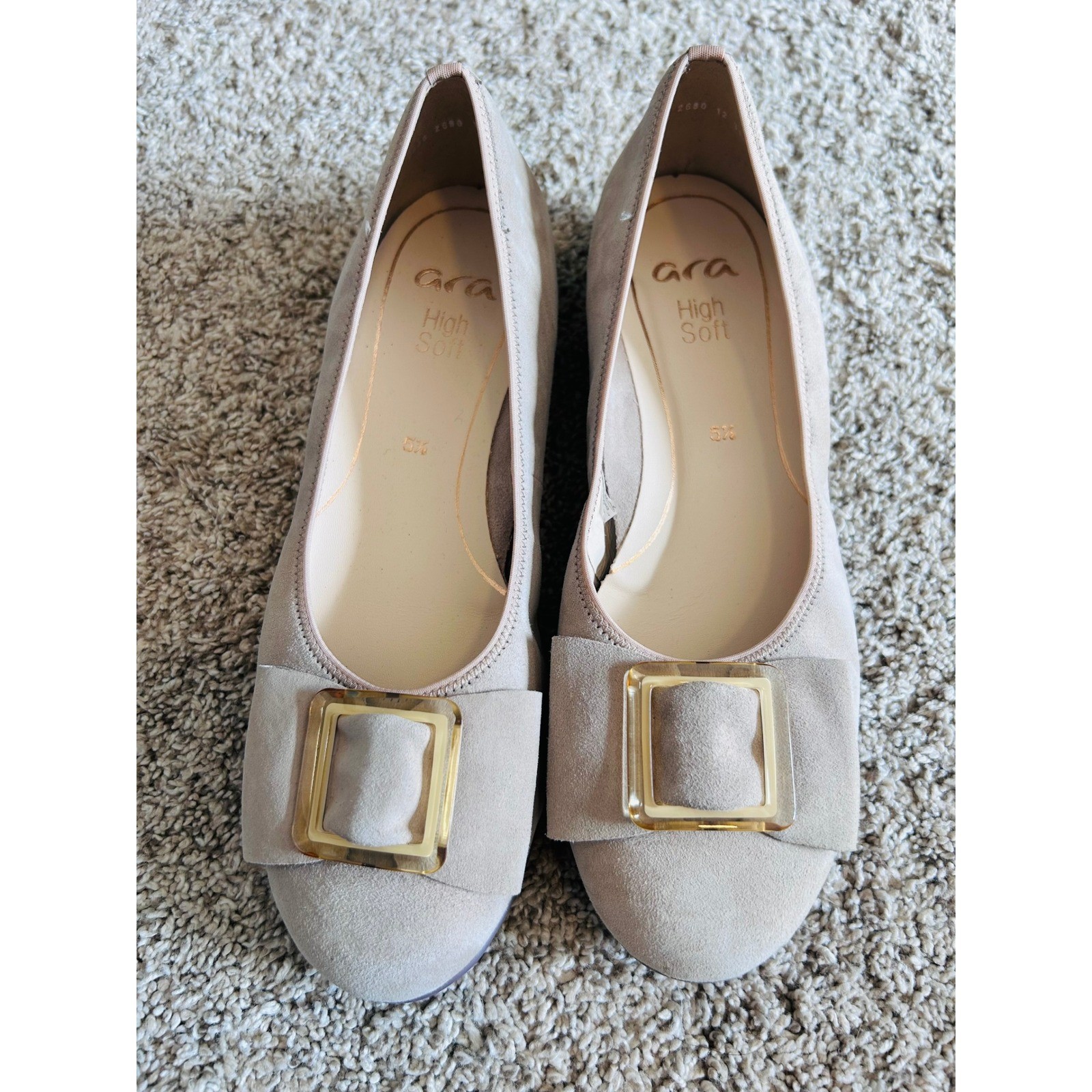 ara Sheridan Flat in Sand SZ 8 (5.5)