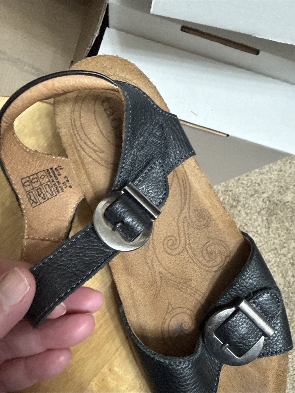Taos Women’s Black Leather Comfort Sandals Adj. Ankle Strap Arch Support Sz 6.5
