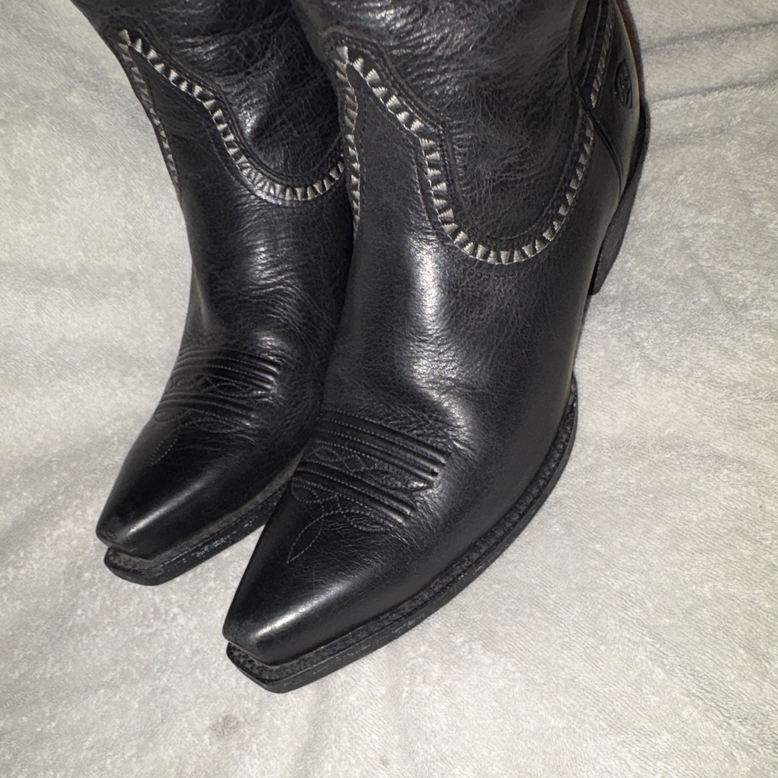 Ariat Women’s Black Leather Knee High Western Boots Zip Pointed Toe 8.5B