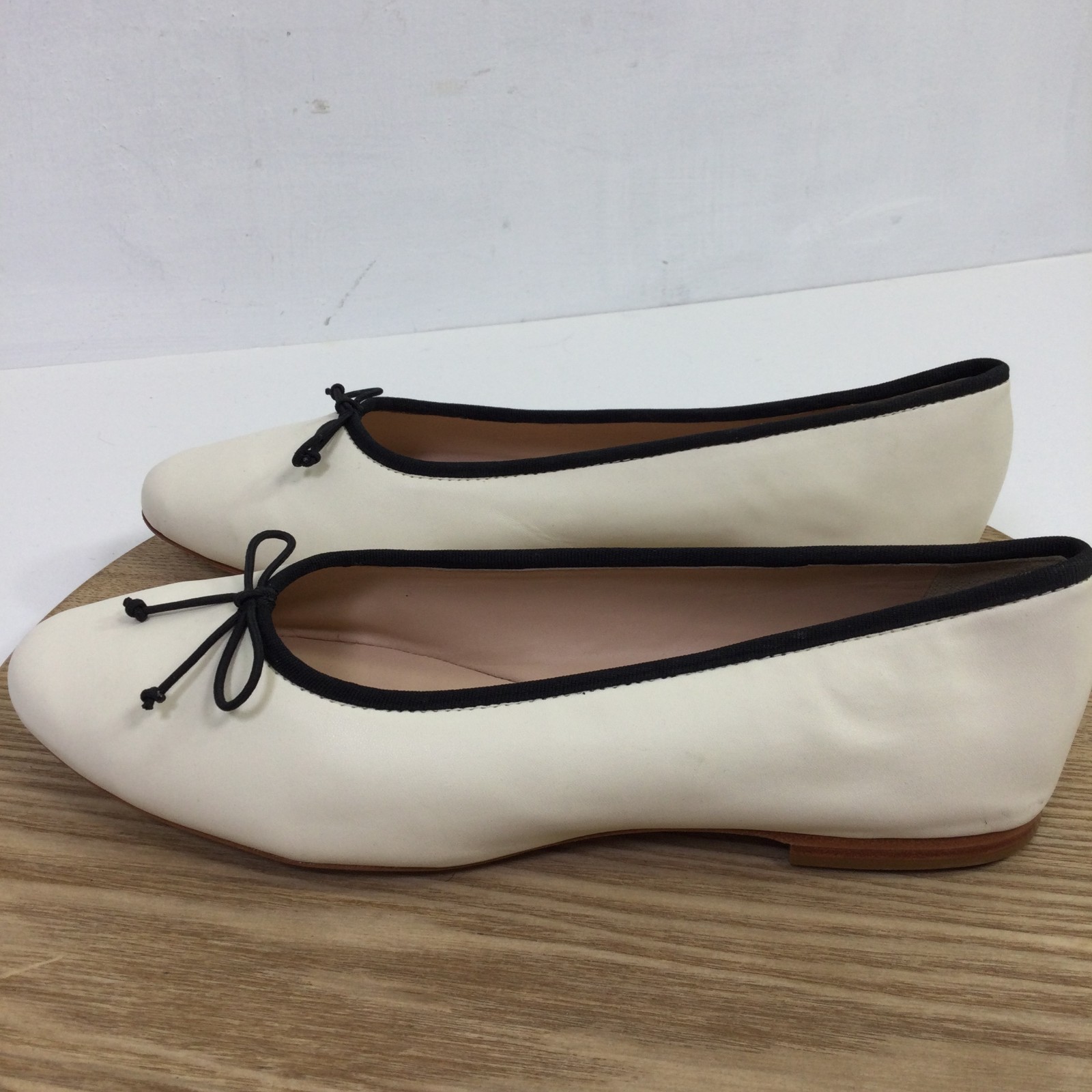 Maeve by Anthropologie Womens The Sabina Ballet Flats Leather Cream Size 9