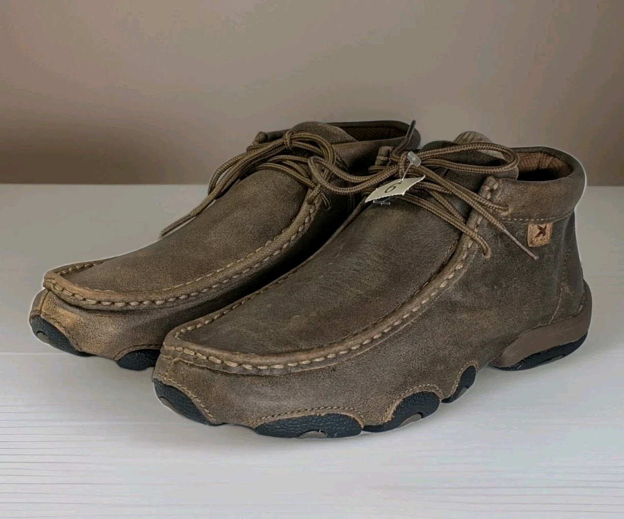 Twisted X Women’s Chukka Driving Shoes Distressed Leather Moc Toe Comfort Sz 6