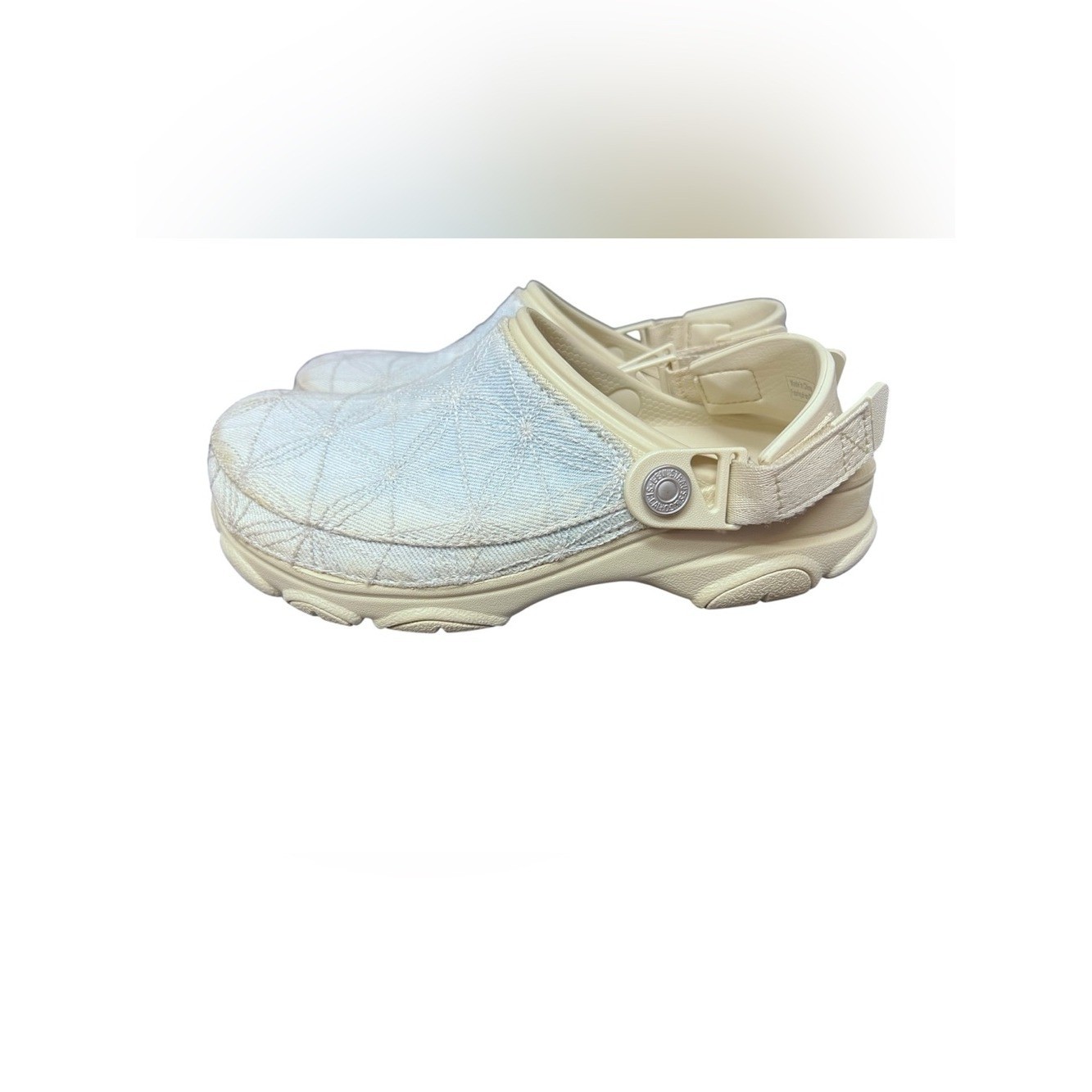 LEVI’S X CROCS ALL TERRAIN CLOG Men’s 4 Women’s 6