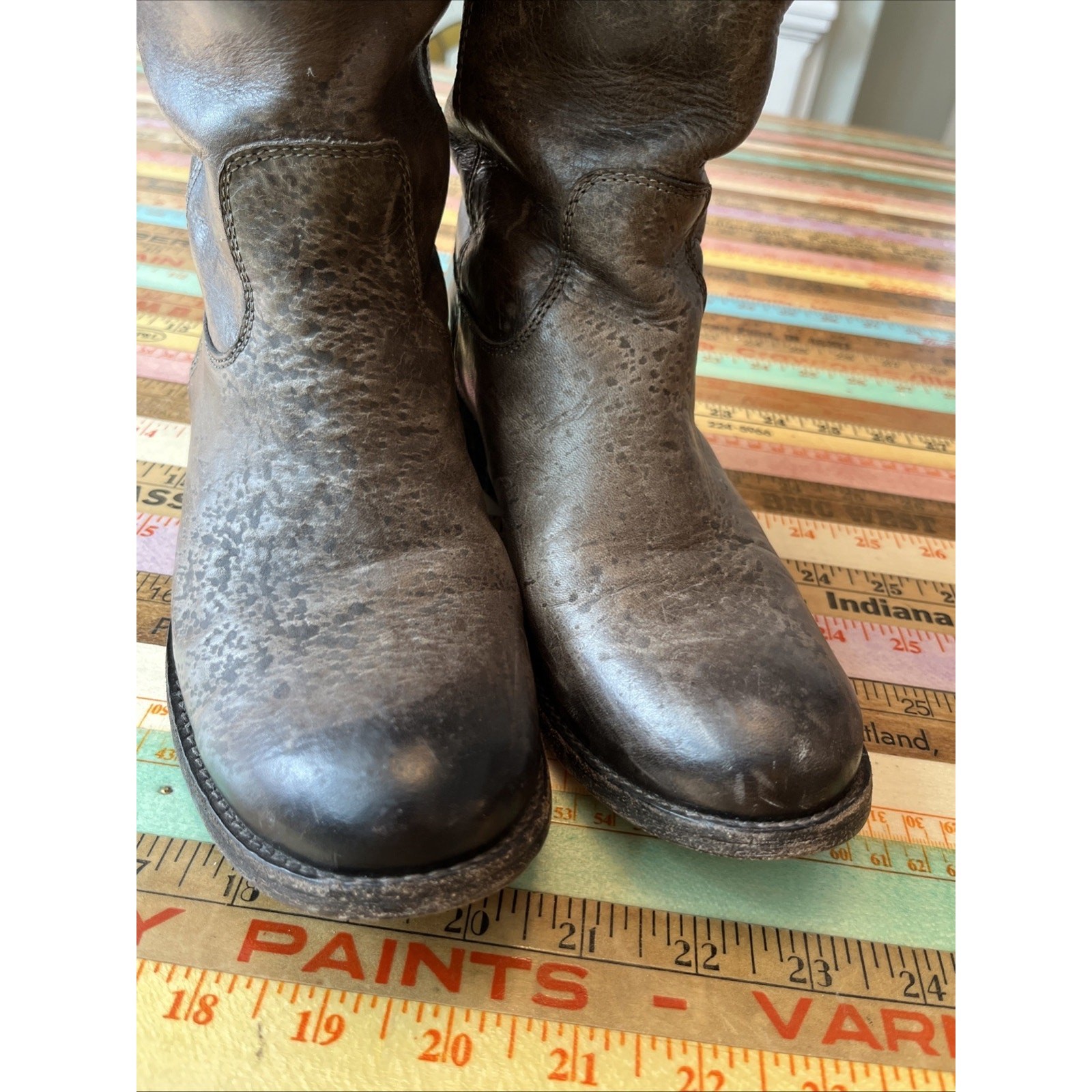 Frye Gray Brown Leather Riding Boots Women’s Western Size 6.5 #77172 Distressed
