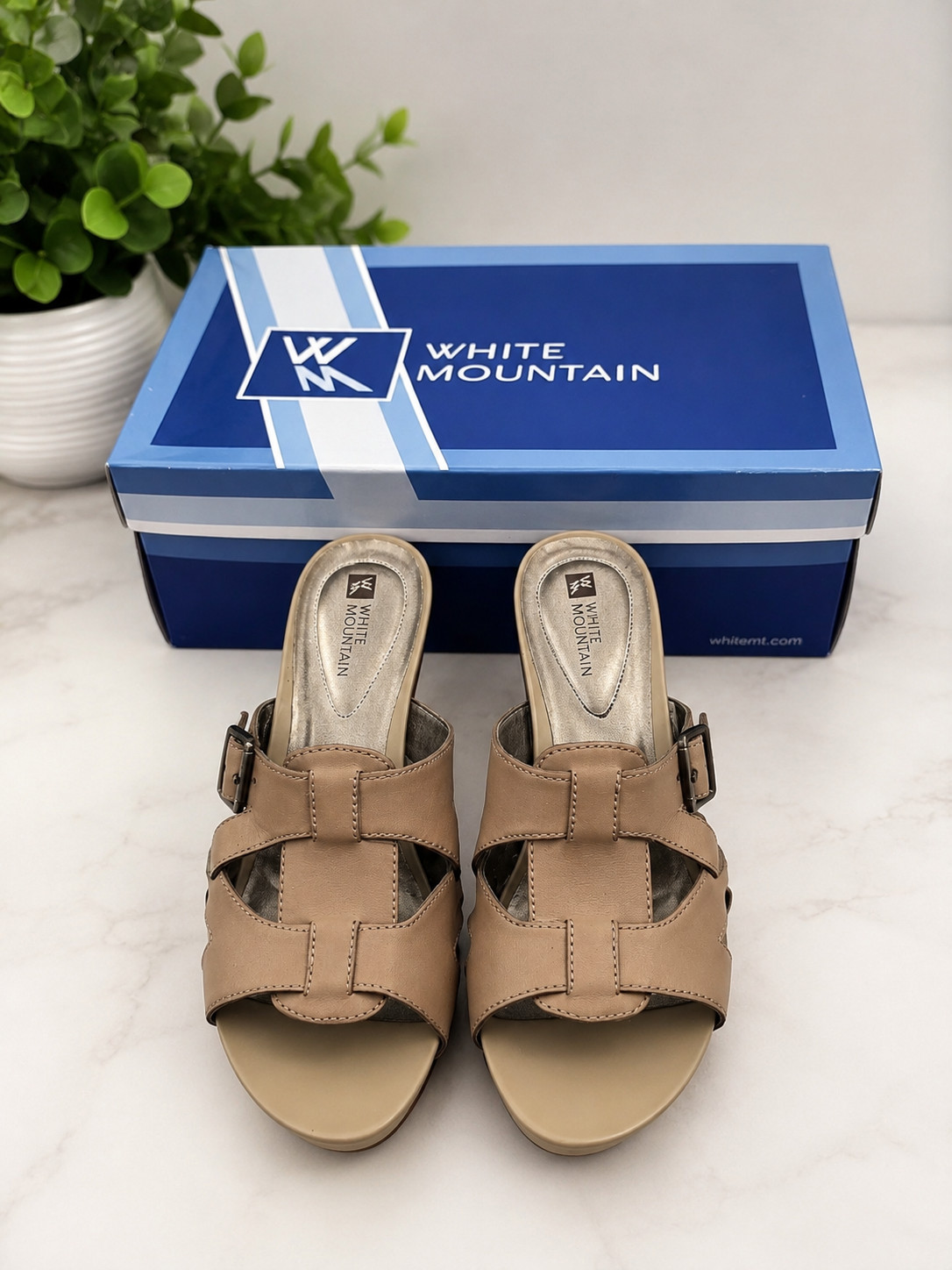 NIB White Mountain Mimic Slide Sandals