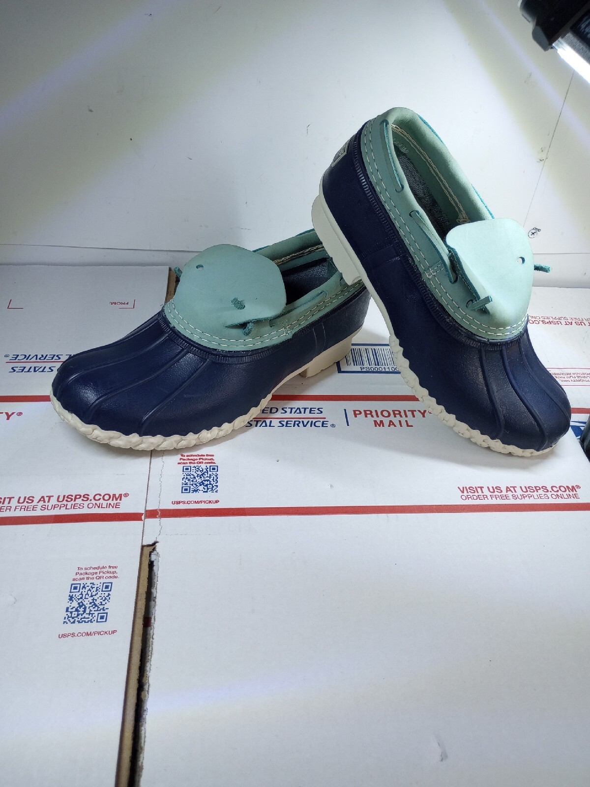 L.L Bean Women’s Duck Bean Boots, Booties Size 7 M Teal And Blue 💙