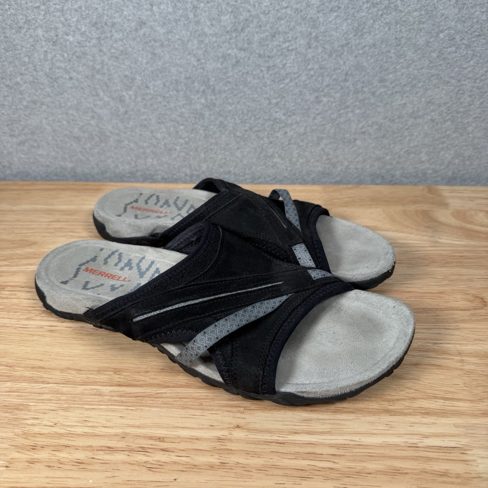 Merrell Select Grip Performance Black and Gray Slip-On Sandals Women’s Sz 11