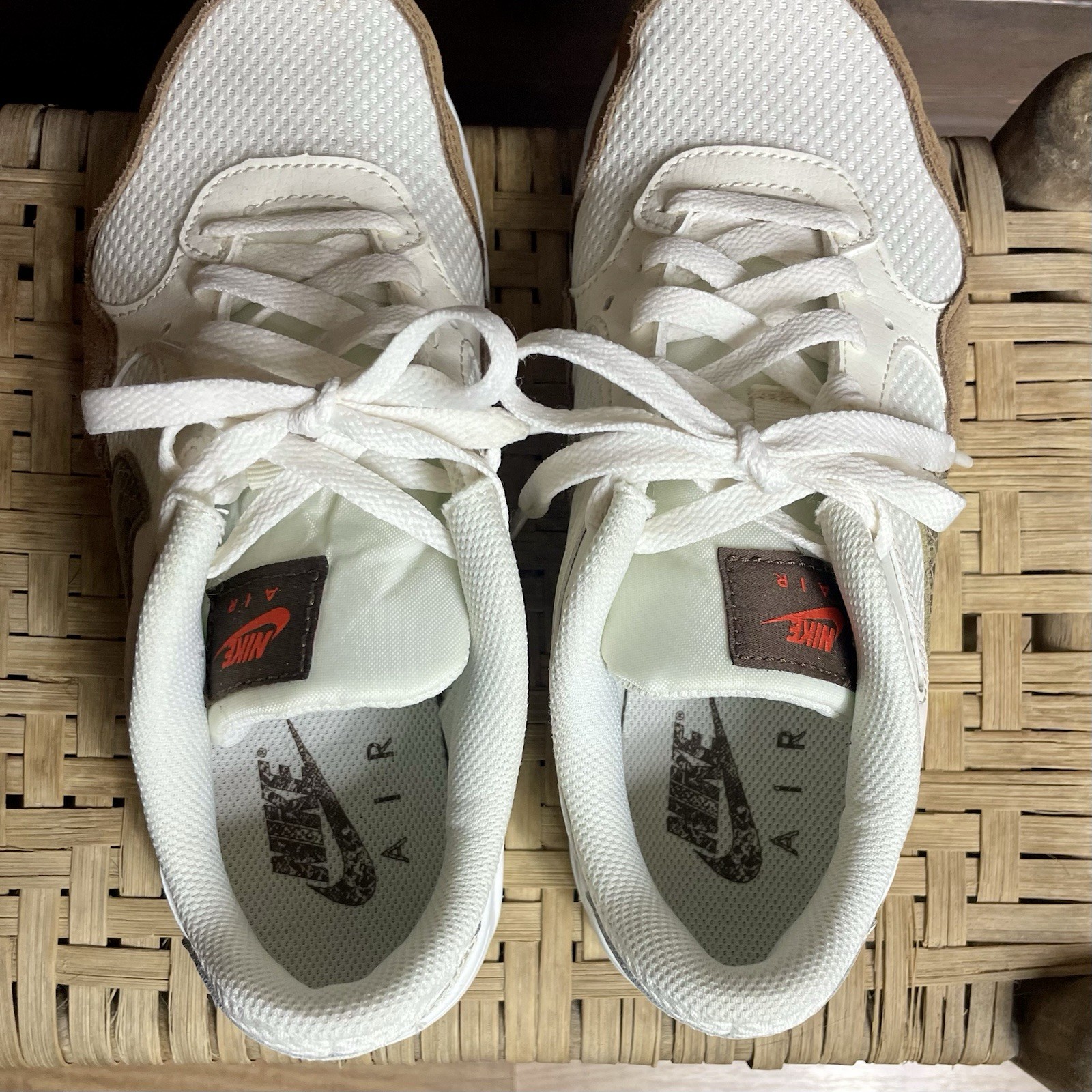 Nike Women’s Air Max SC SE Pale Ivory Summit White Snakeskin Sneakers Size 8