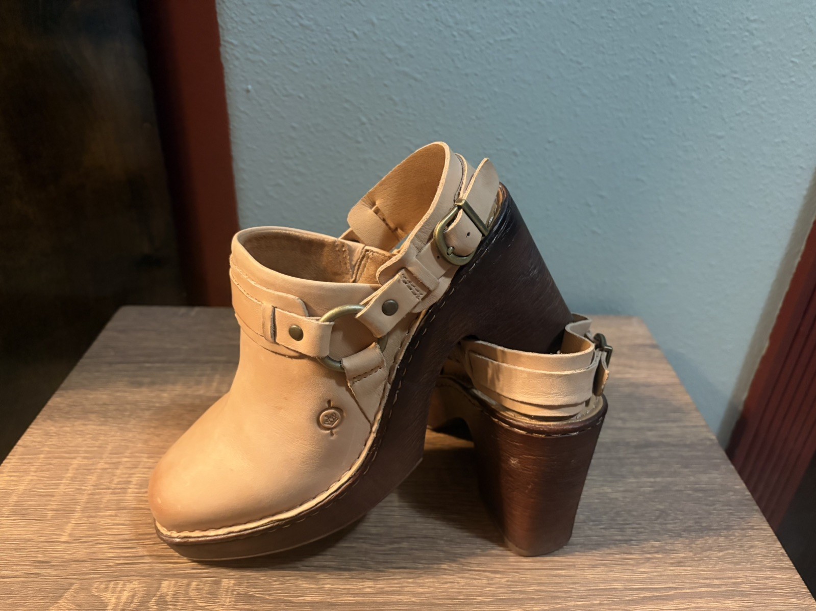BNIB BORN Hudson Leather Sling Strap Natural color Clog booties boot Shoes Sz 8