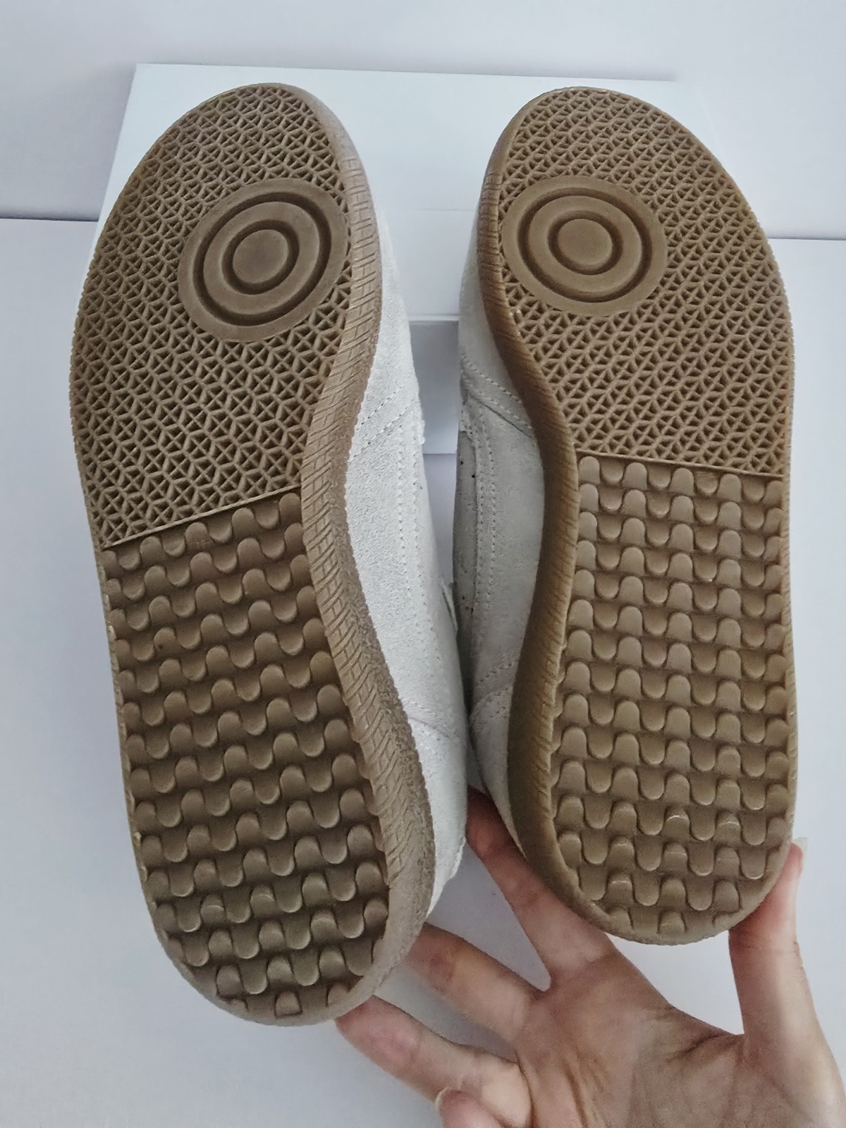 Alohas Tb.490 Crochet Leather Sneakers Shoes 7 7.5 38 Cream Grey Gray Lace Up