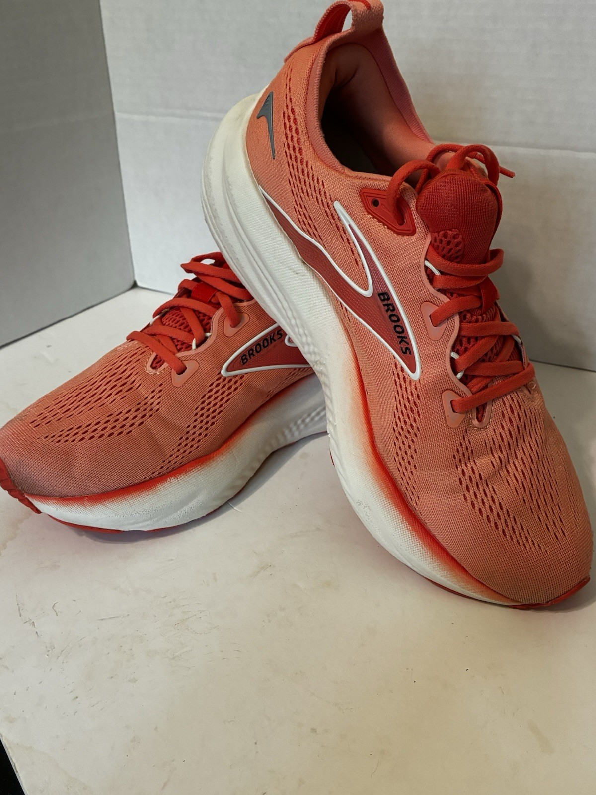 Brooks Women’s Glycerin 22, Desert Flower/Hot Coral/Milk Size 10.5