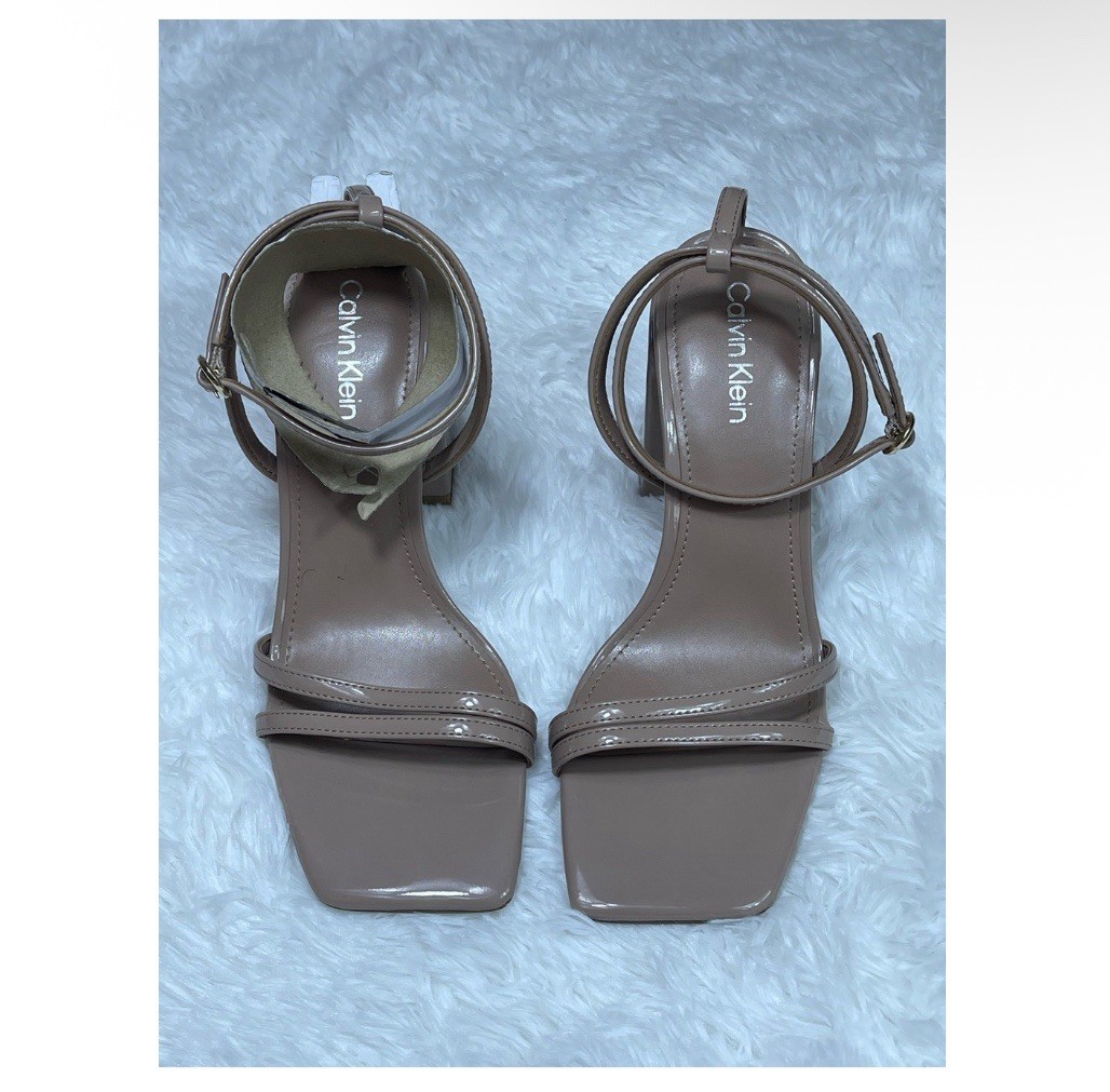 Calvin Klein Women’s Beige Strappy Square Toe Ankle Strap Heels 8.5M NWT