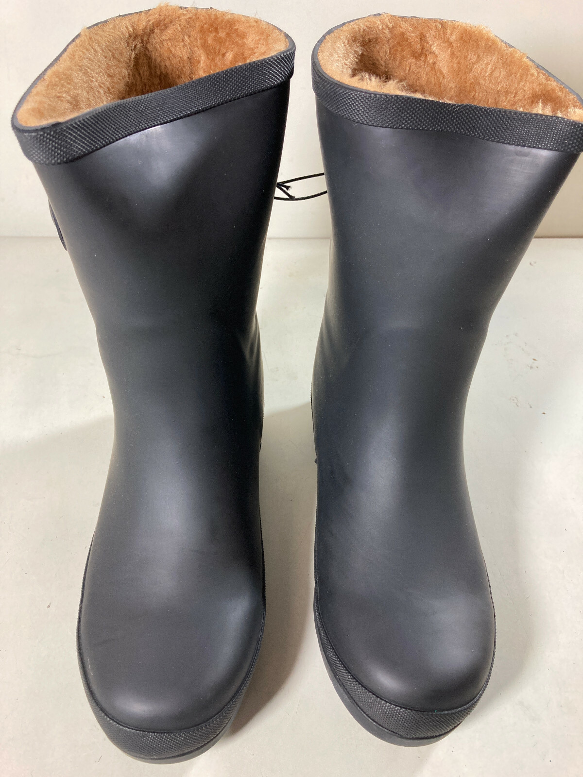 NIB! Chooka Women’s Delridge Fleece Lined Mid Waterproof Rain Boots – BLACK
