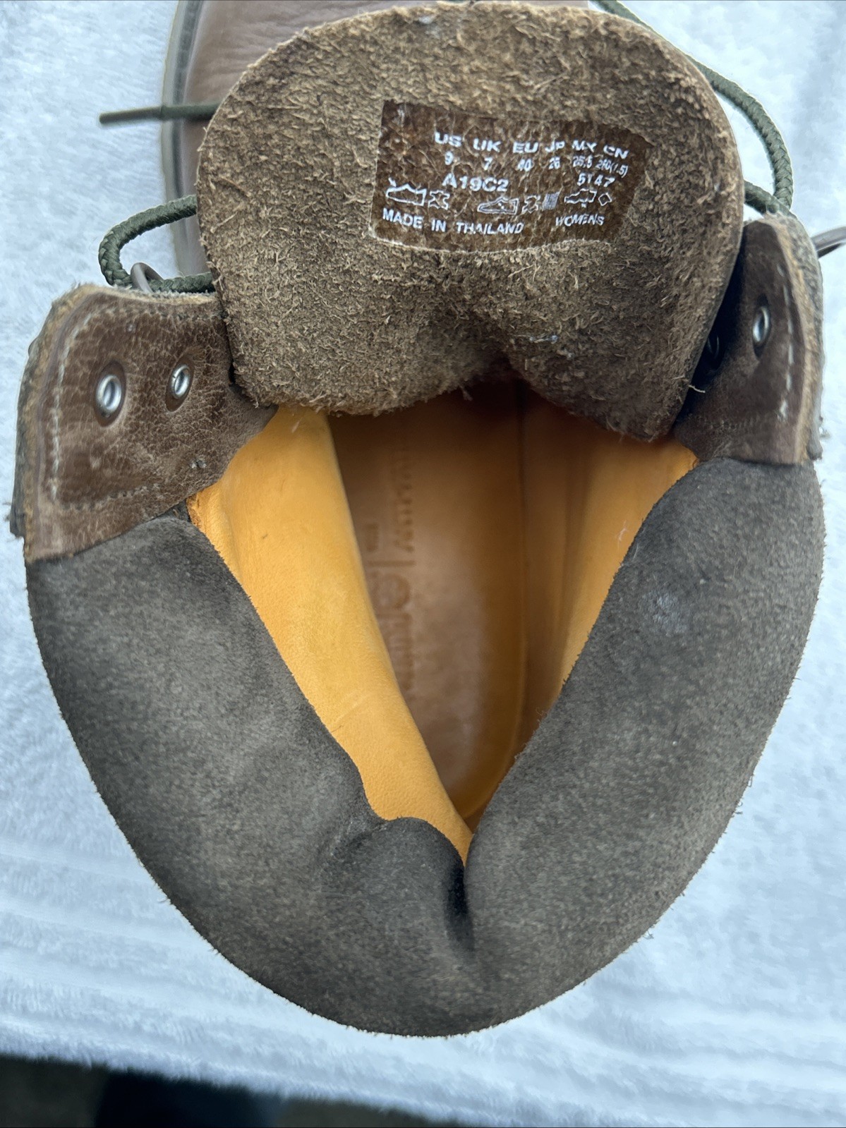 Timberland 6″ Premium Womens Size 9 Brown Gray Leather Suede Boots A19C2 GUC